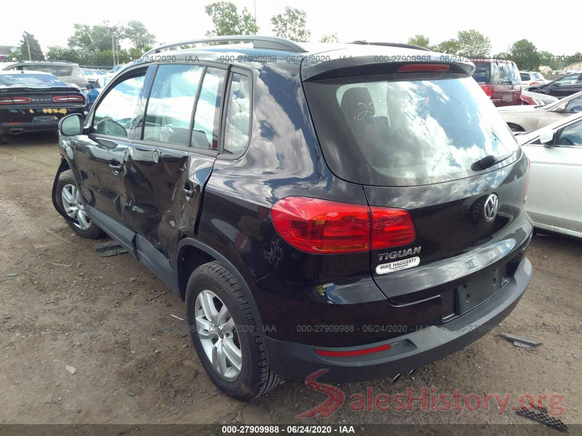 WVGAV7AX4GW613767 2016 Volkswagen Tiguan