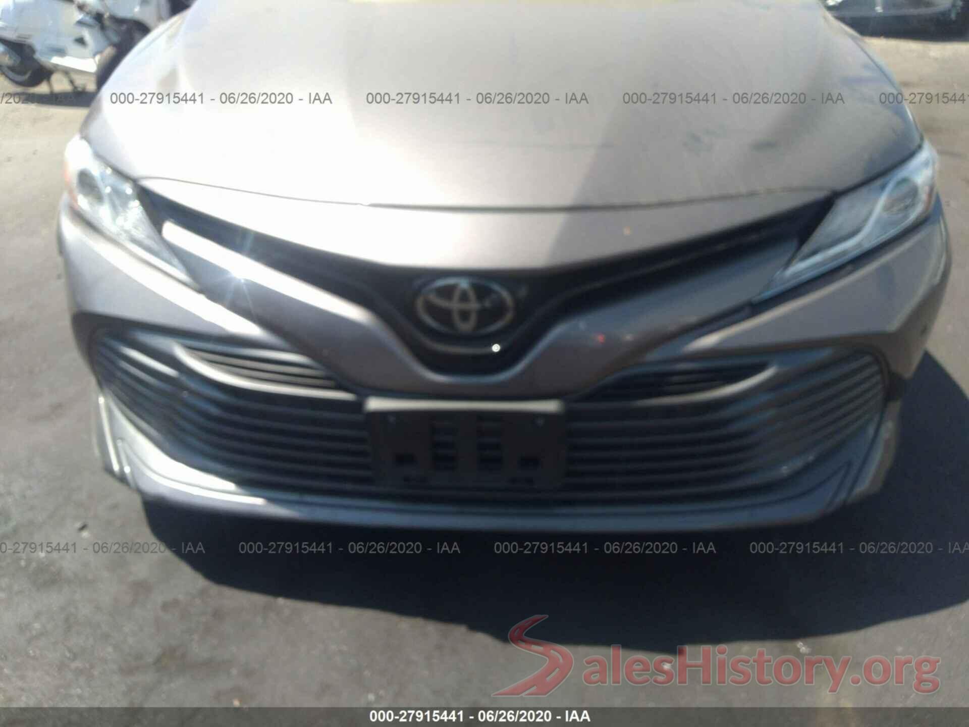 4T1B11HK3JU523262 2018 Toyota Camry