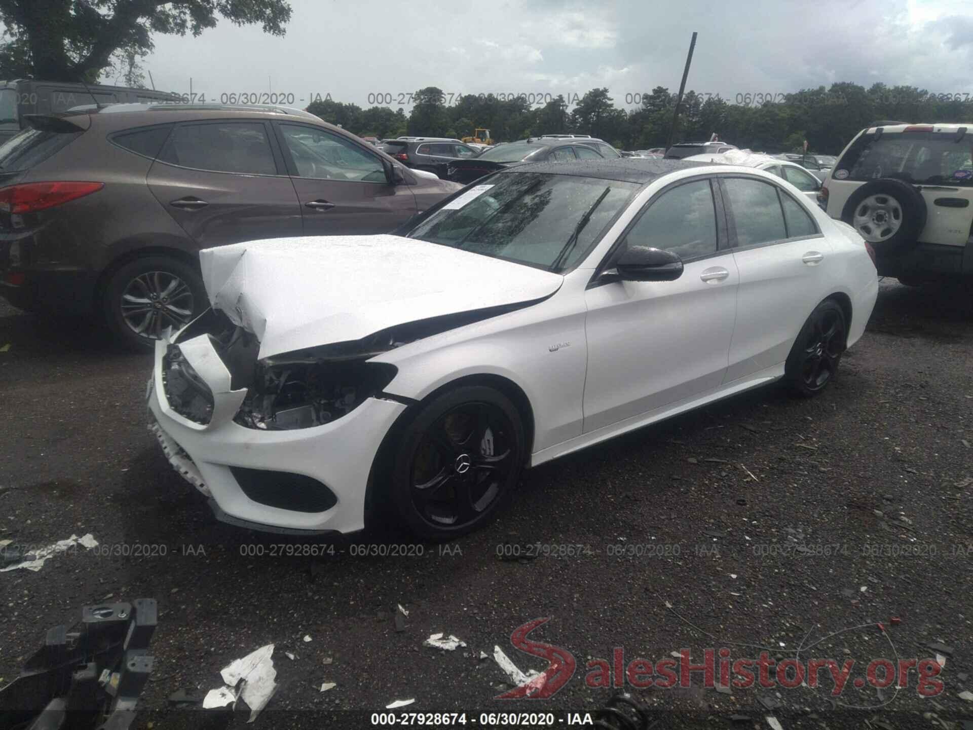 55SWF6EB2HU195567 2017 Mercedes-Benz C