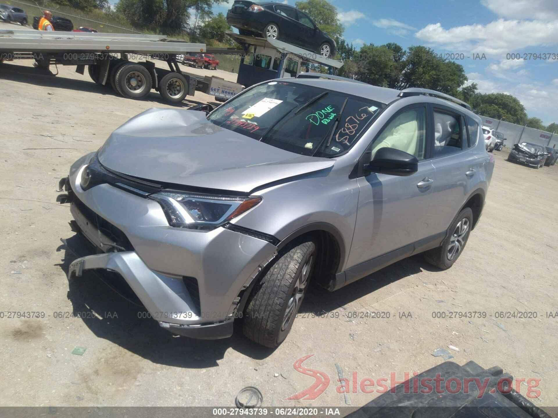 JTMBFREV8JJ212690 2018 Toyota RAV4