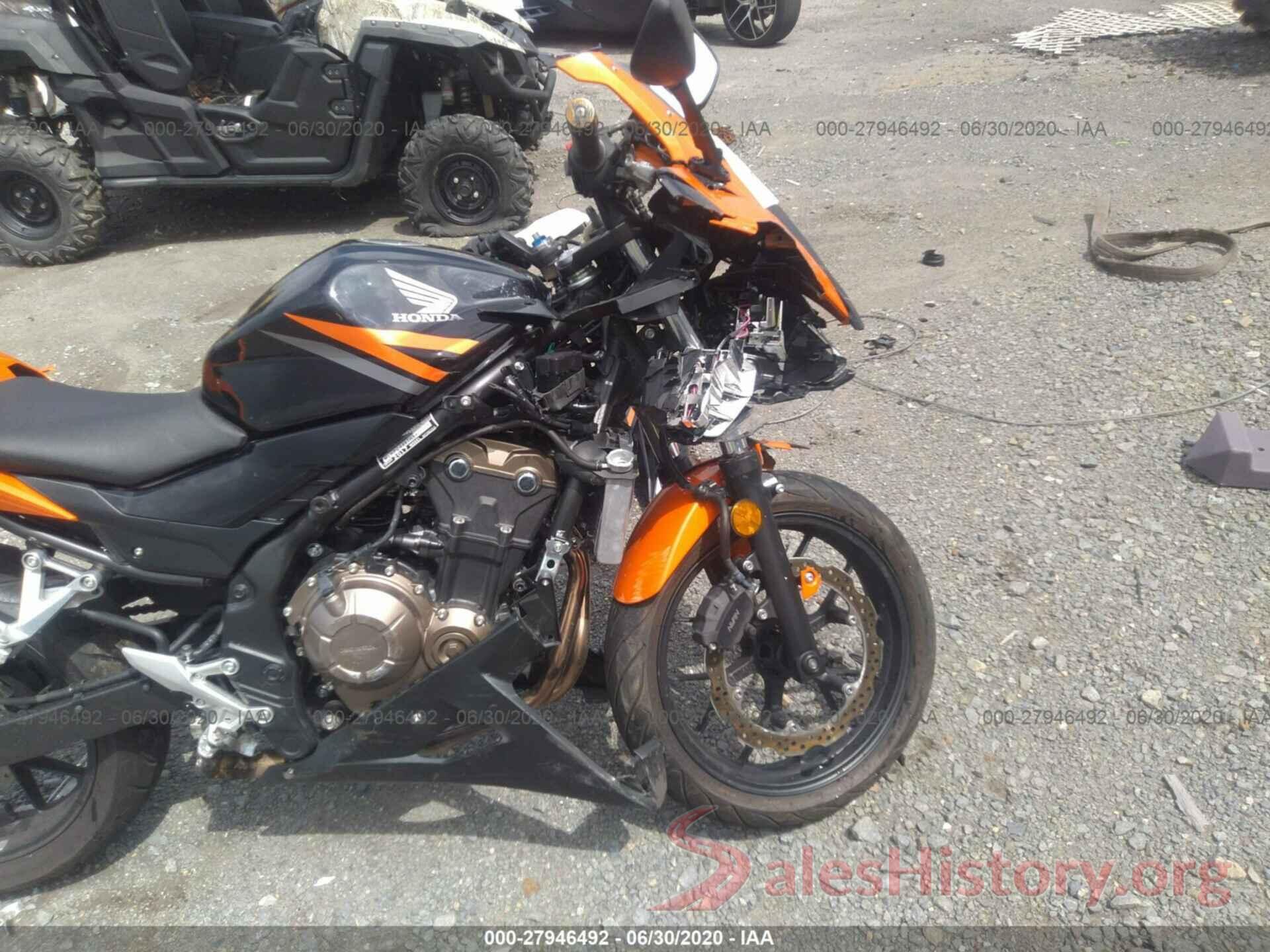 MLHPC4467H5400306 2017 HONDA CBR500