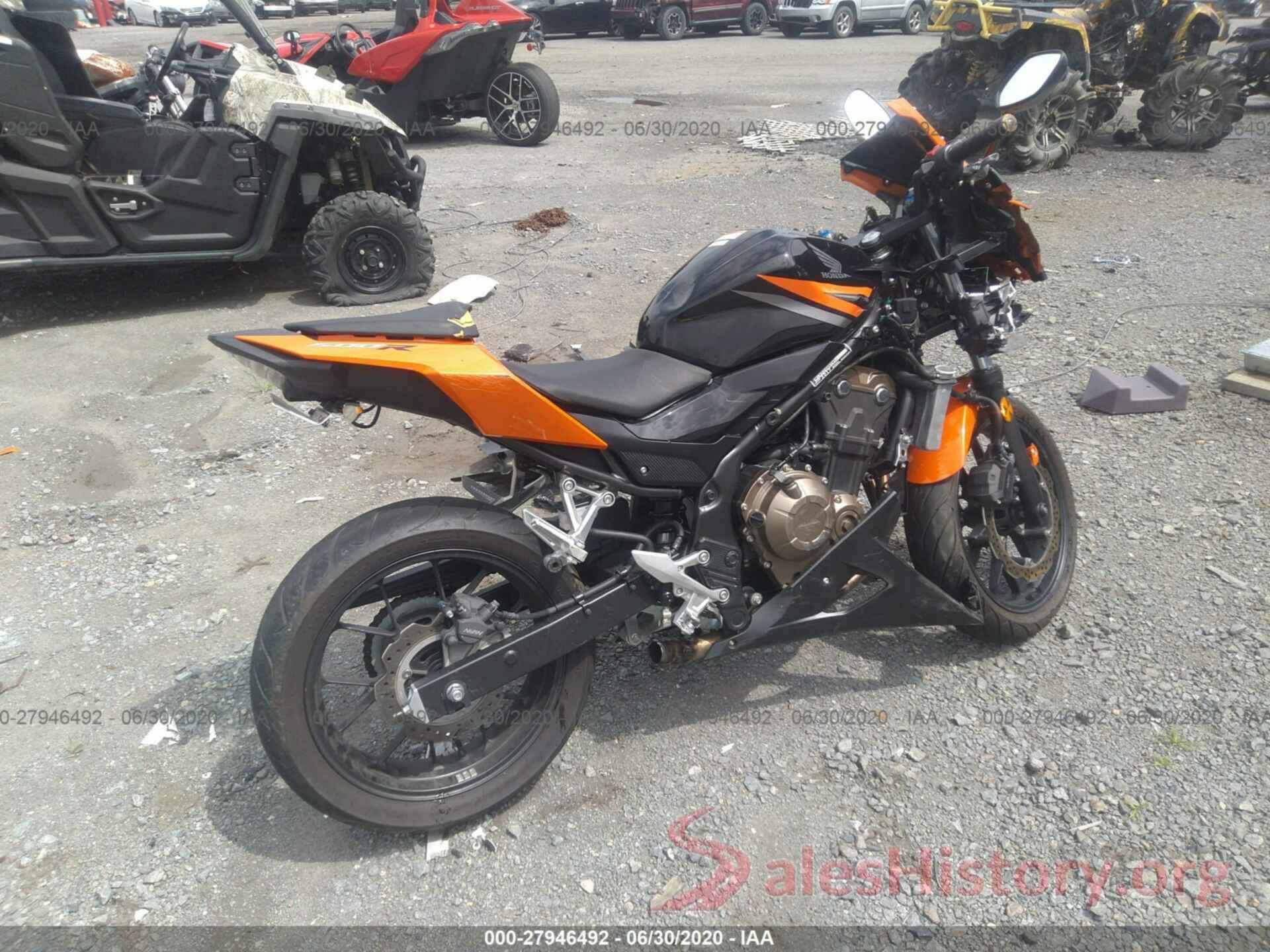 MLHPC4467H5400306 2017 HONDA CBR500