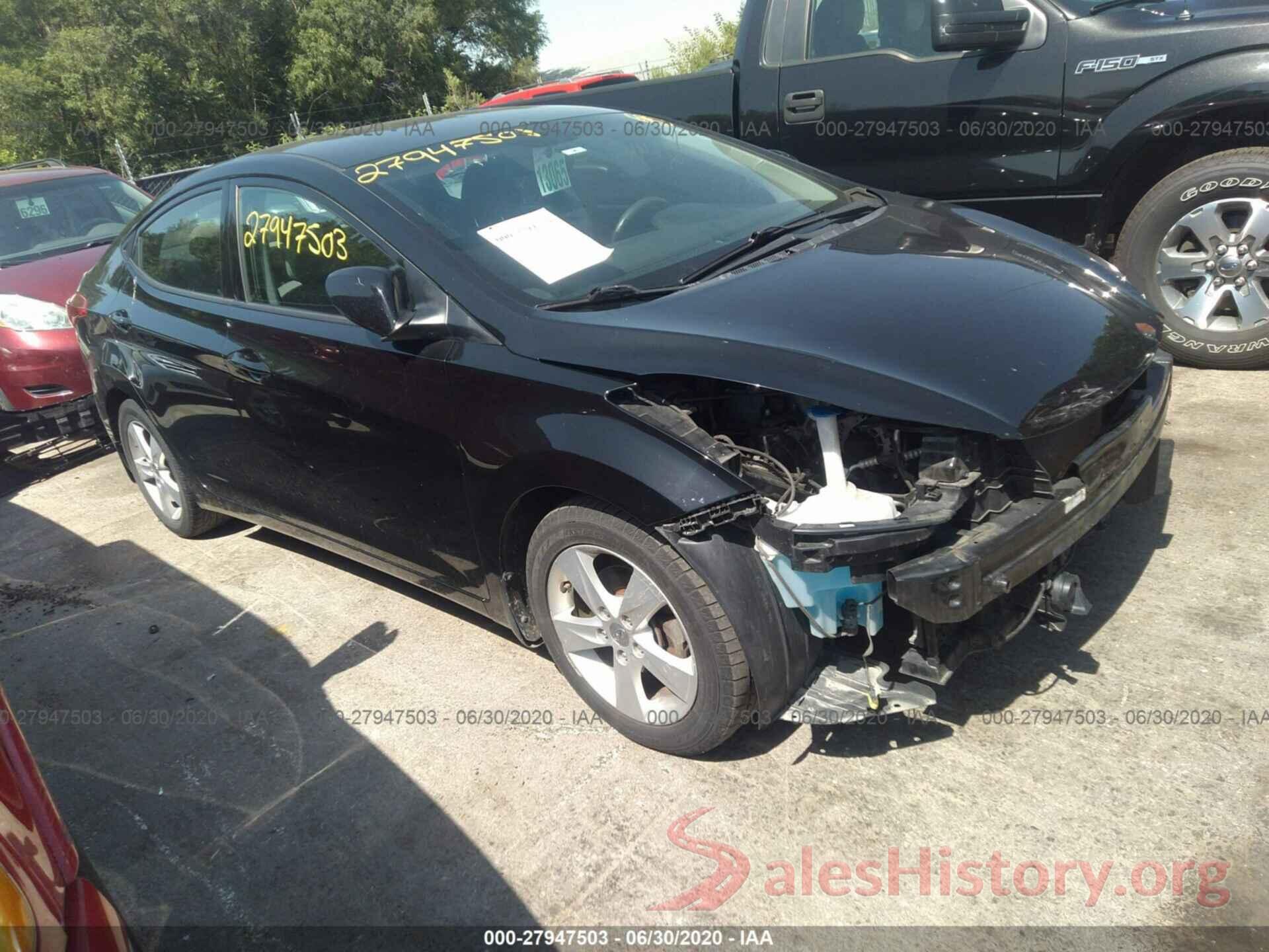 5NPDH4AE4DH343057 2013 HYUNDAI ELANTRA