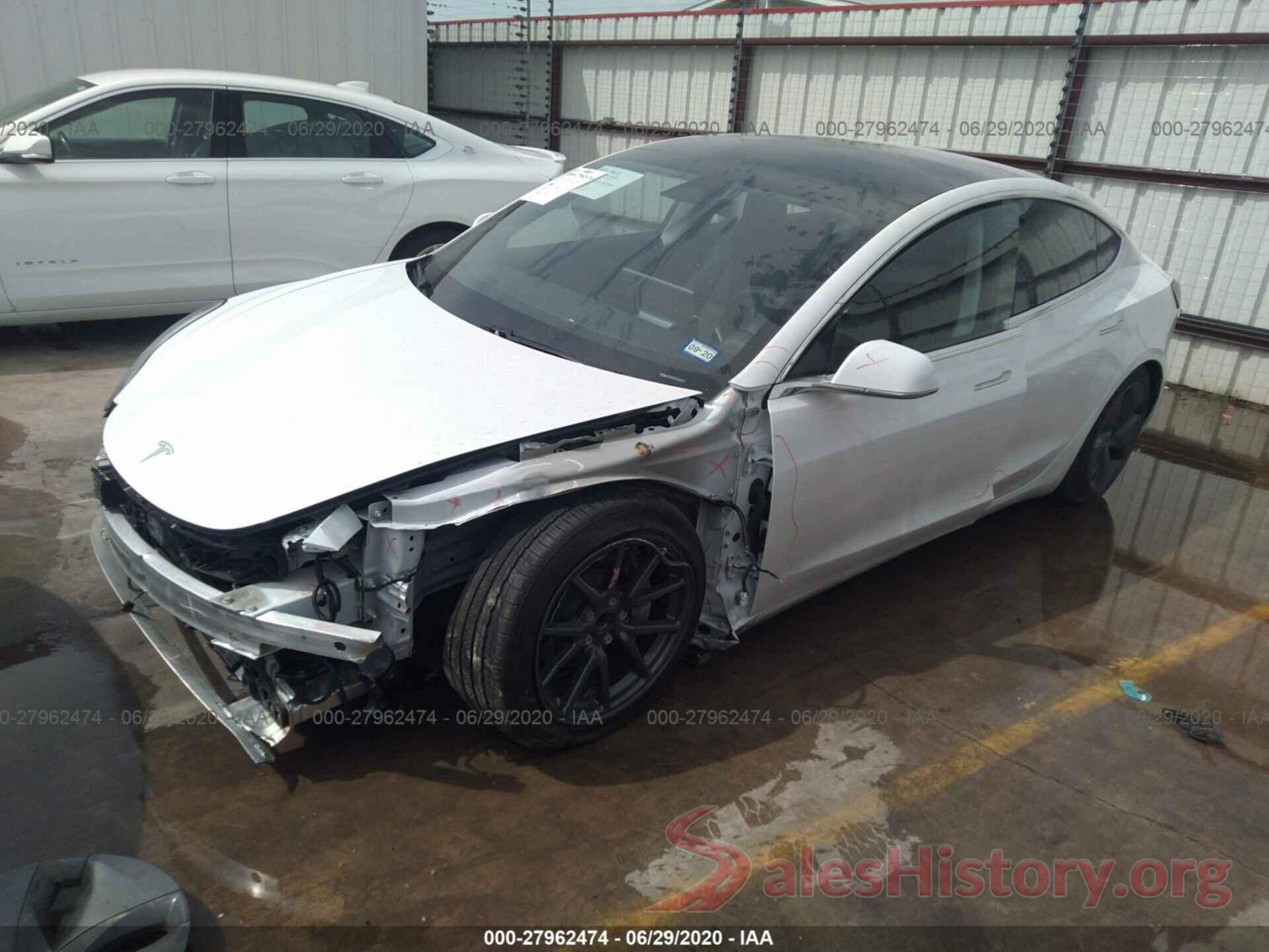 5YJ3E1EA3KF483042 2019 TESLA MODEL 3