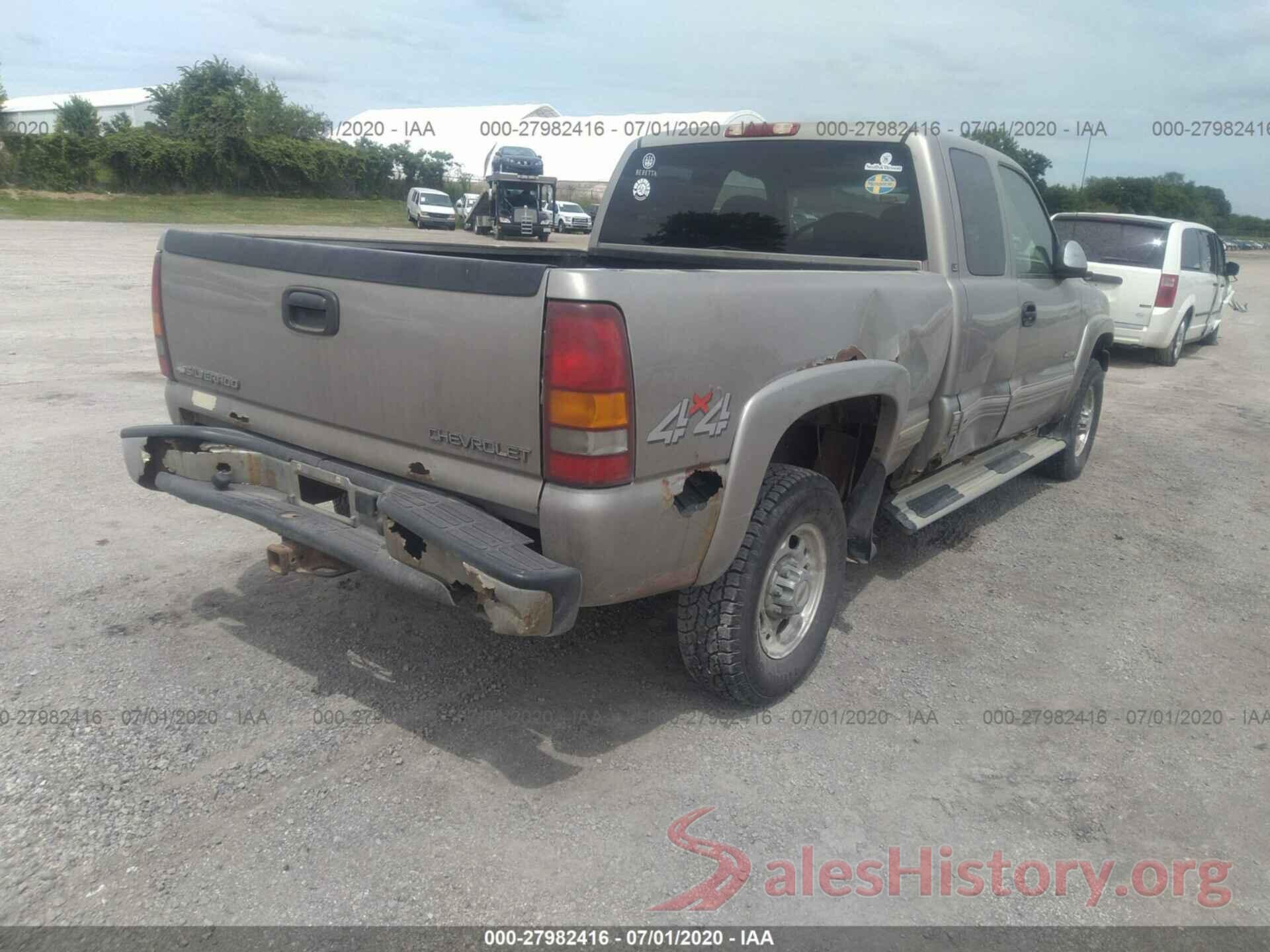 1GCGK29U9YZ120686 2000 CHEVROLET SILVERADO