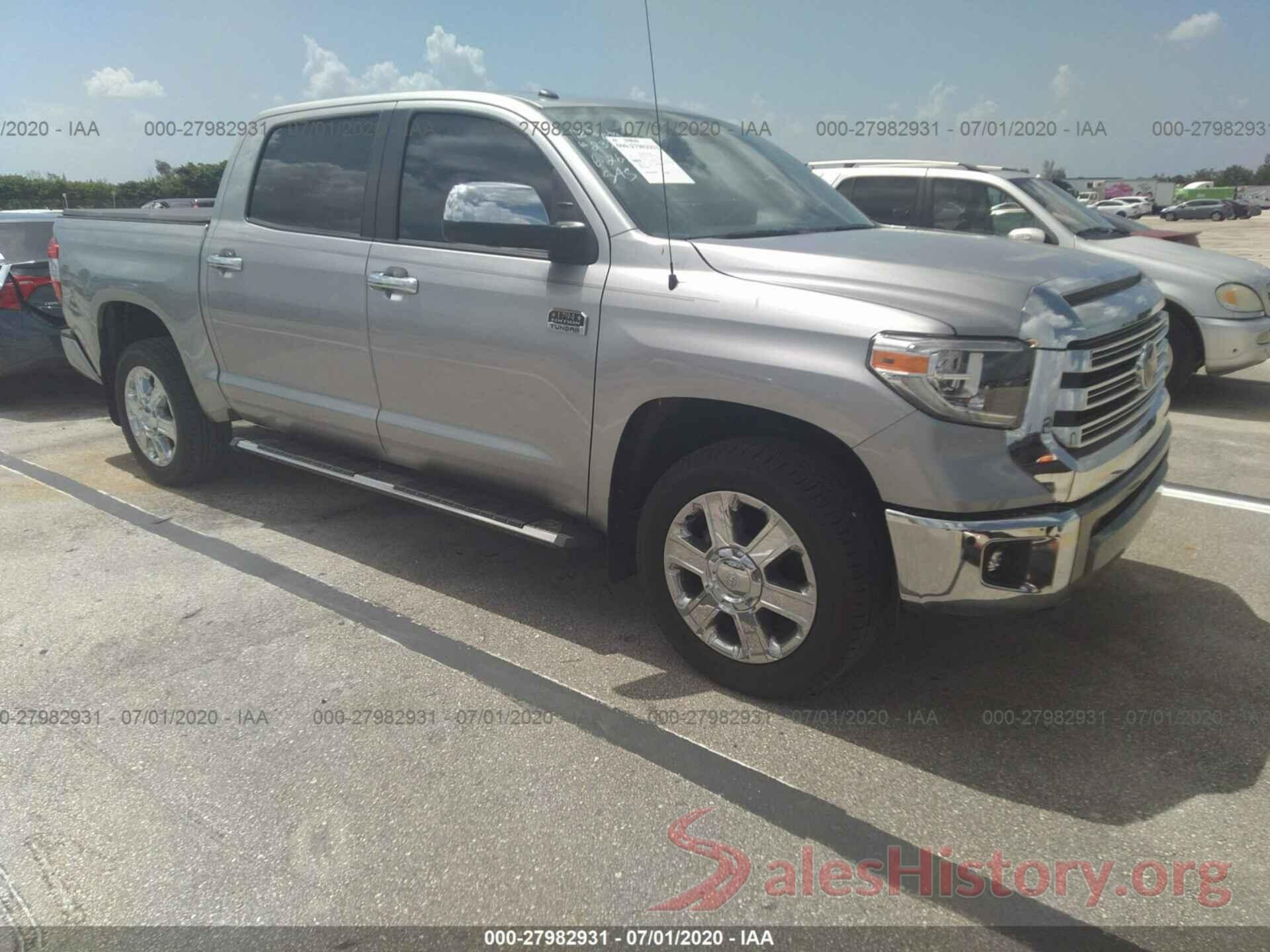 5TFGY5F10JX237679 2018 TOYOTA TUNDRA