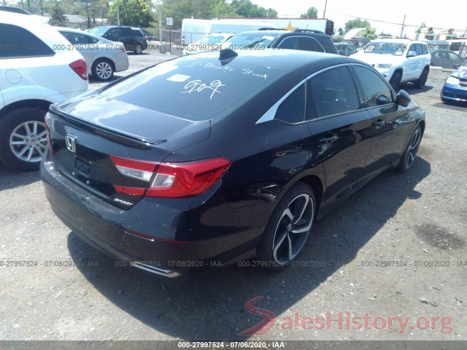 1HGCV1F3XJA117698 2018 Honda Accord