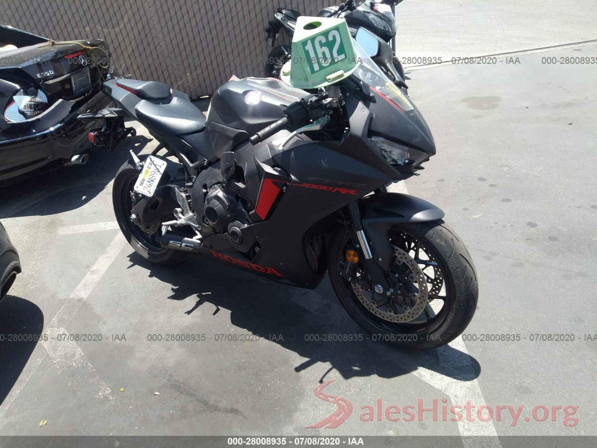 JH2SC7755HK000691 2017 HONDA CBR1000