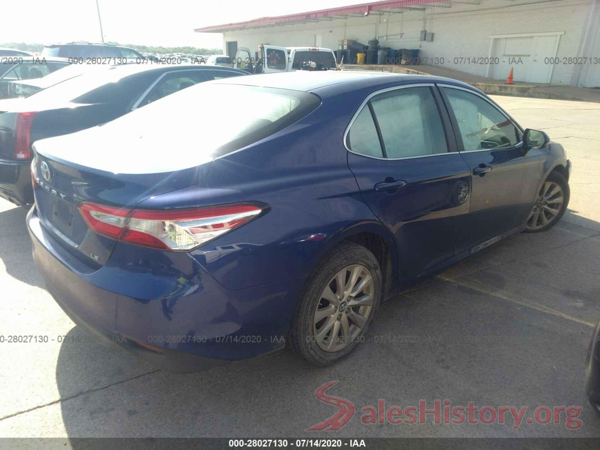 4T1B11HK0JU532758 2018 TOYOTA CAMRY