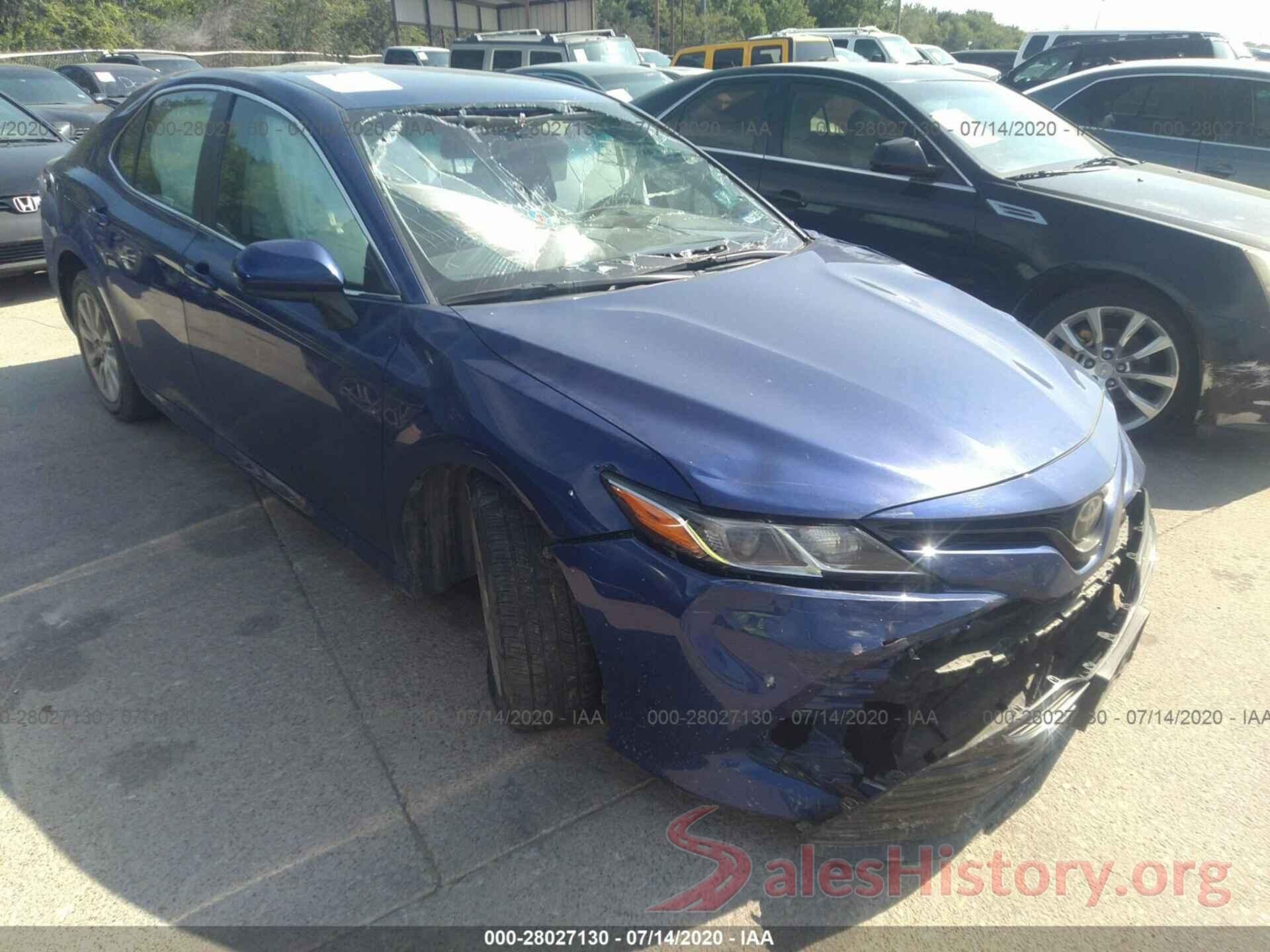 4T1B11HK0JU532758 2018 TOYOTA CAMRY