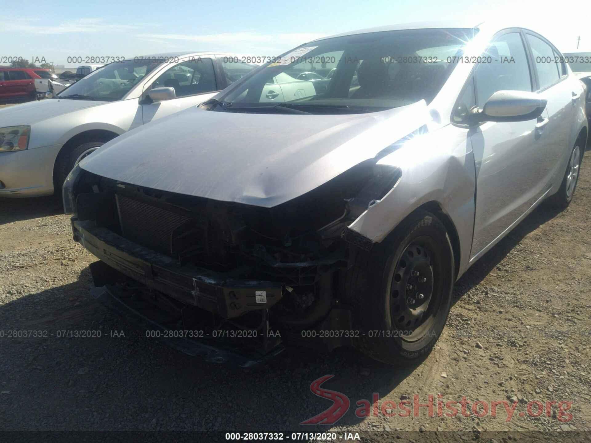 3KPFL4A7XHE060228 2017 KIA FORTE