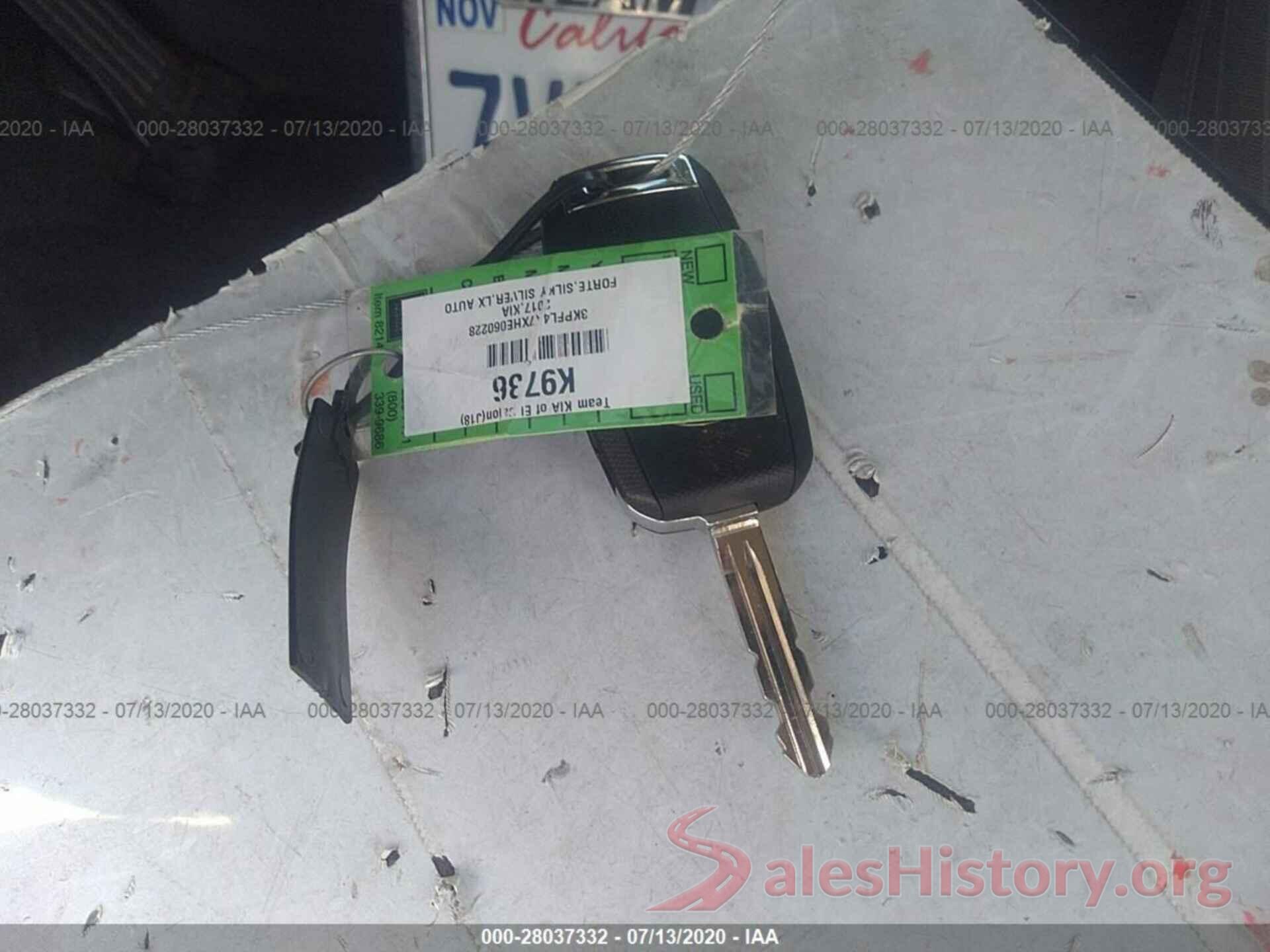 3KPFL4A7XHE060228 2017 KIA FORTE