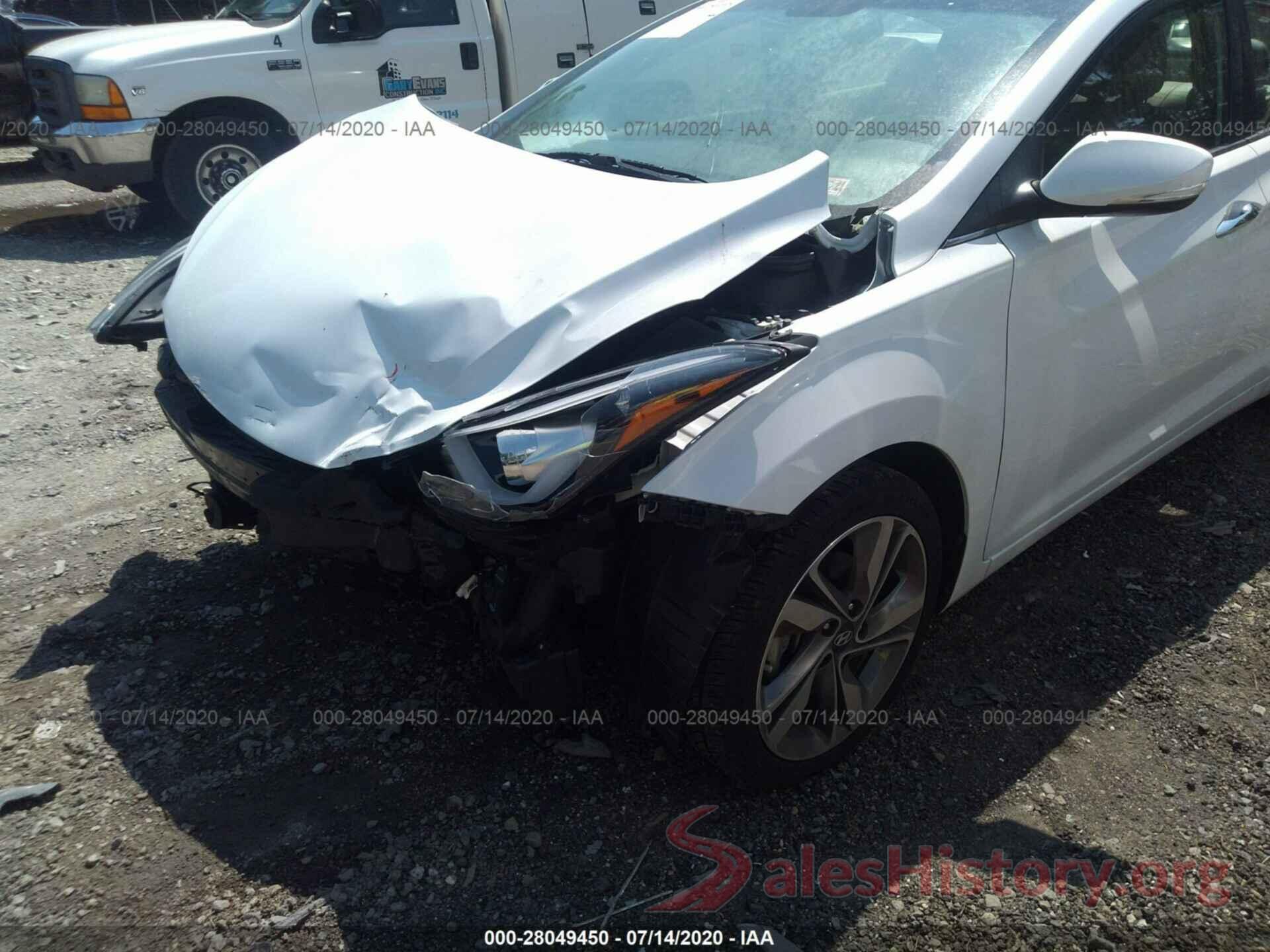 5NPDH4AE7GH677264 2016 Hyundai Elantra