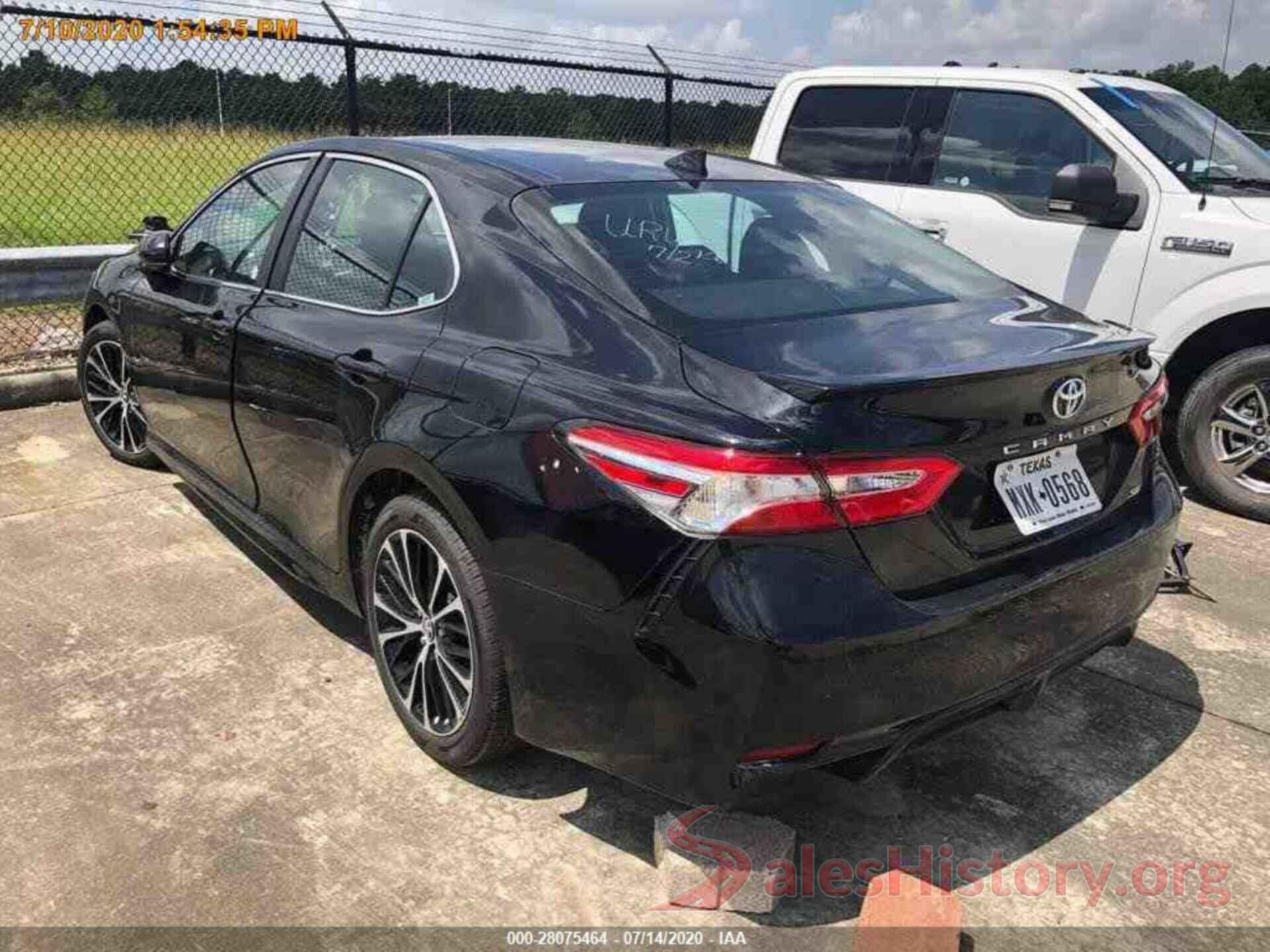 4T1G11AK6LU918880 2020 TOYOTA CAMRY