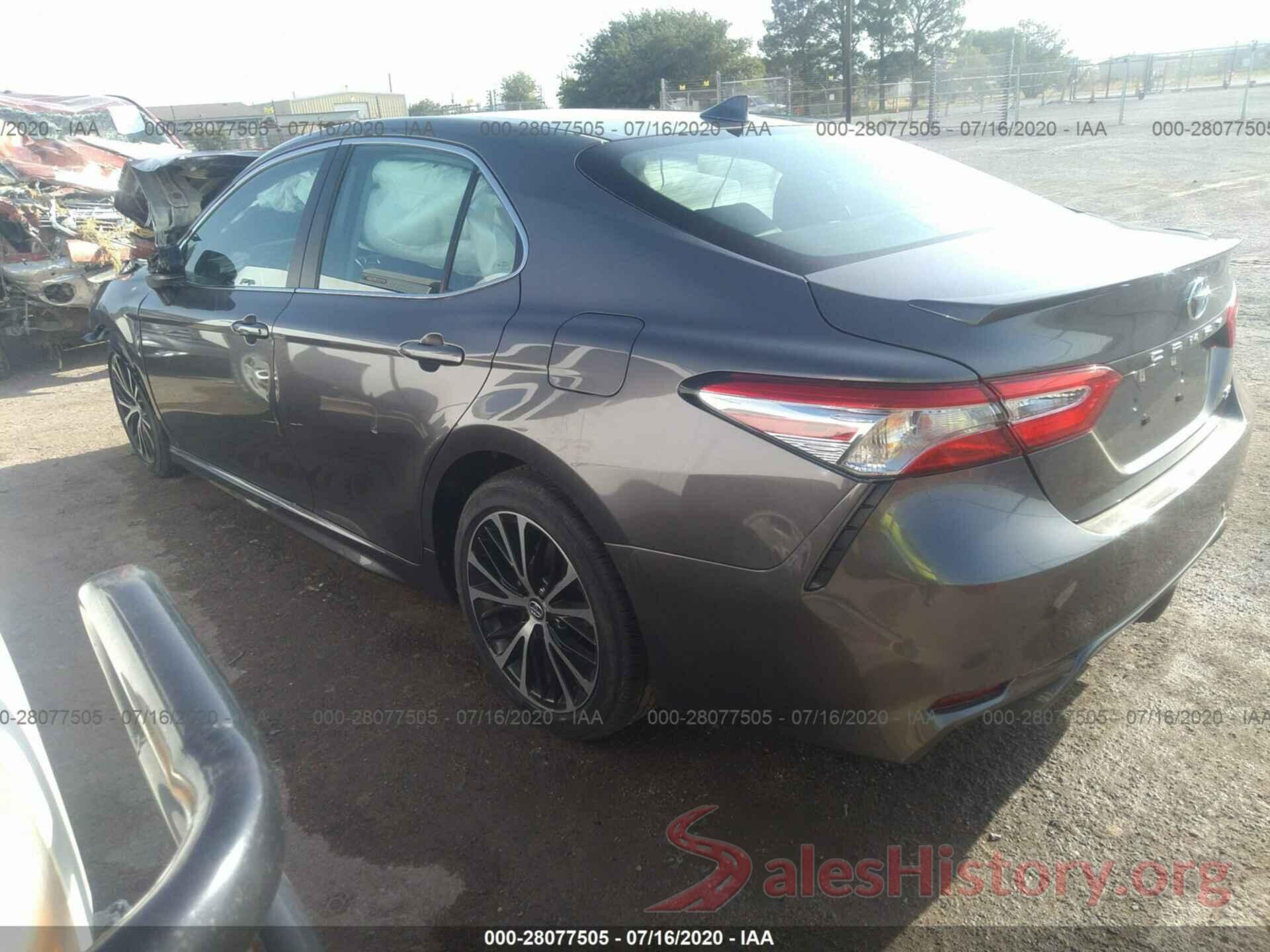 4T1G11AK9LU305961 2020 TOYOTA CAMRY