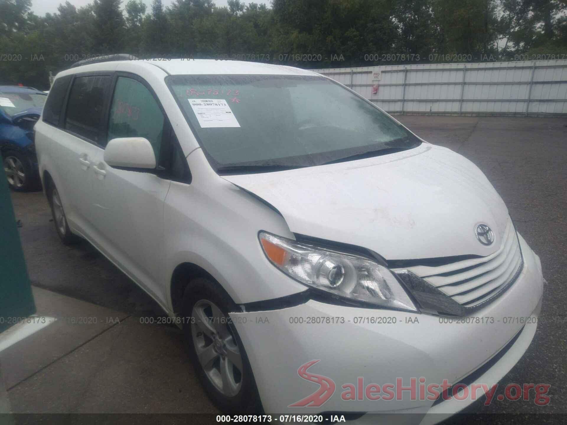 5TDKZ3DC6HS867772 2017 TOYOTA SIENNA