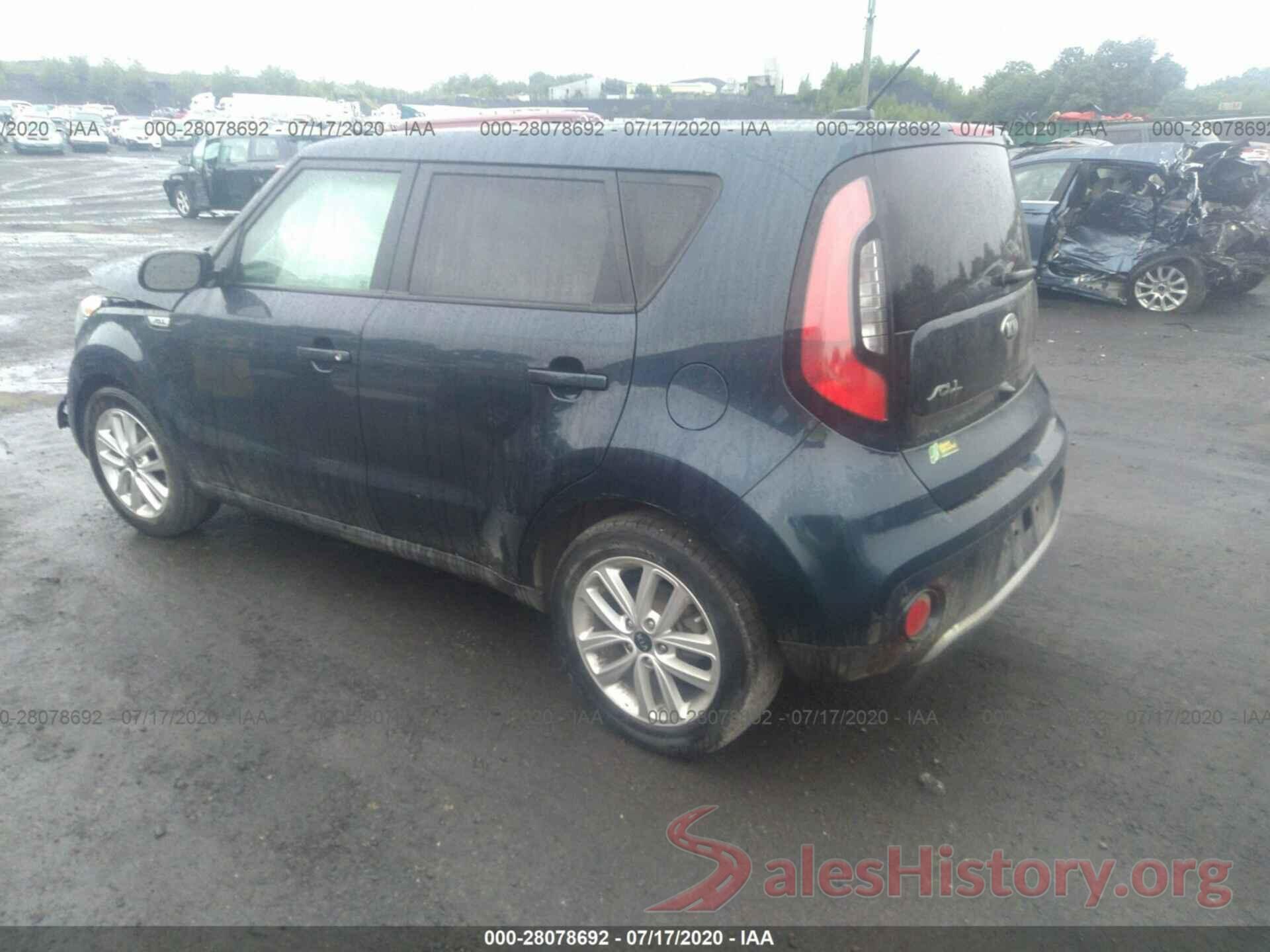 KNDJP3A52J7537859 2018 KIA SOUL