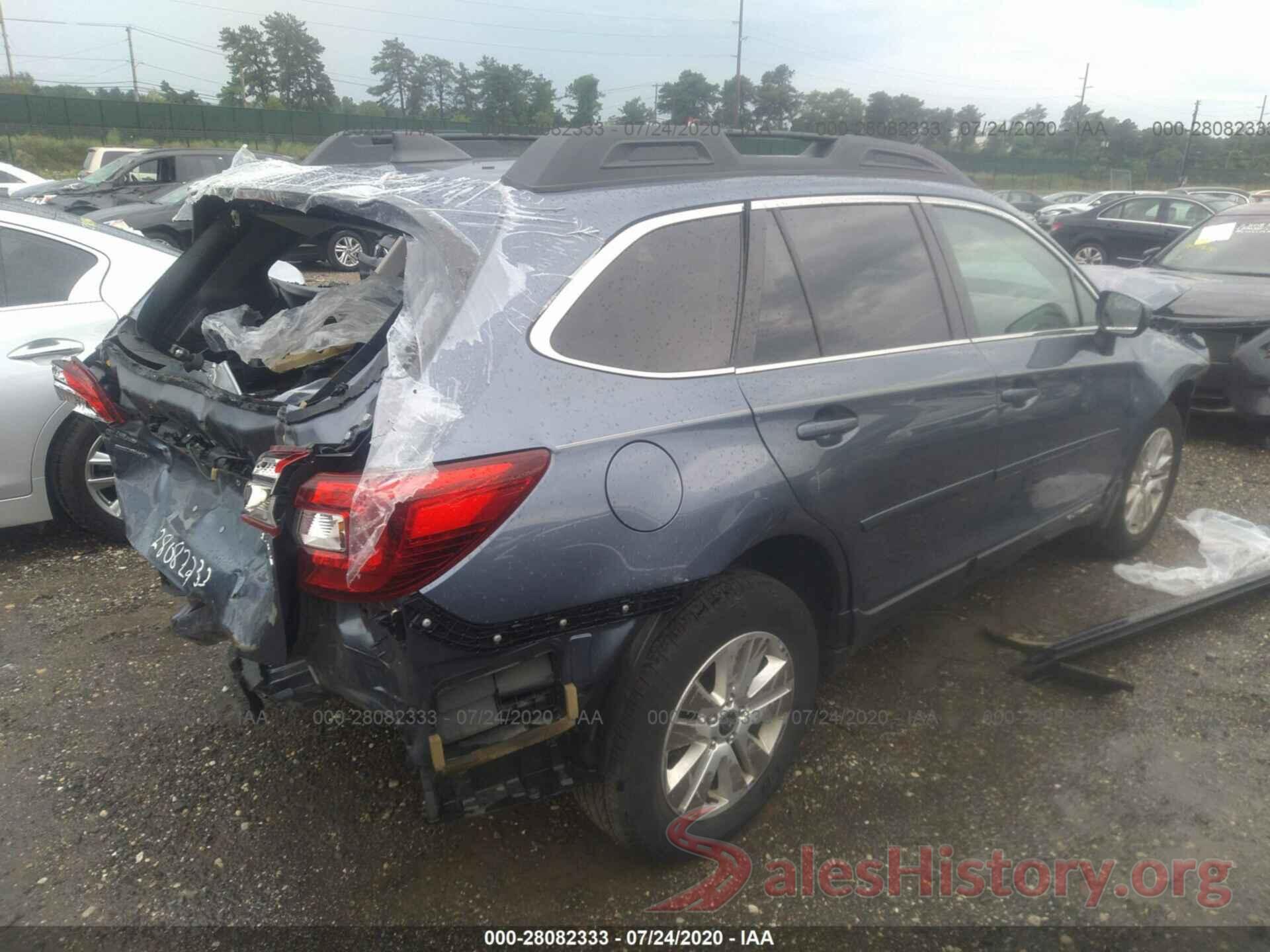 4S4BSACC6J3212105 2018 Subaru Outback