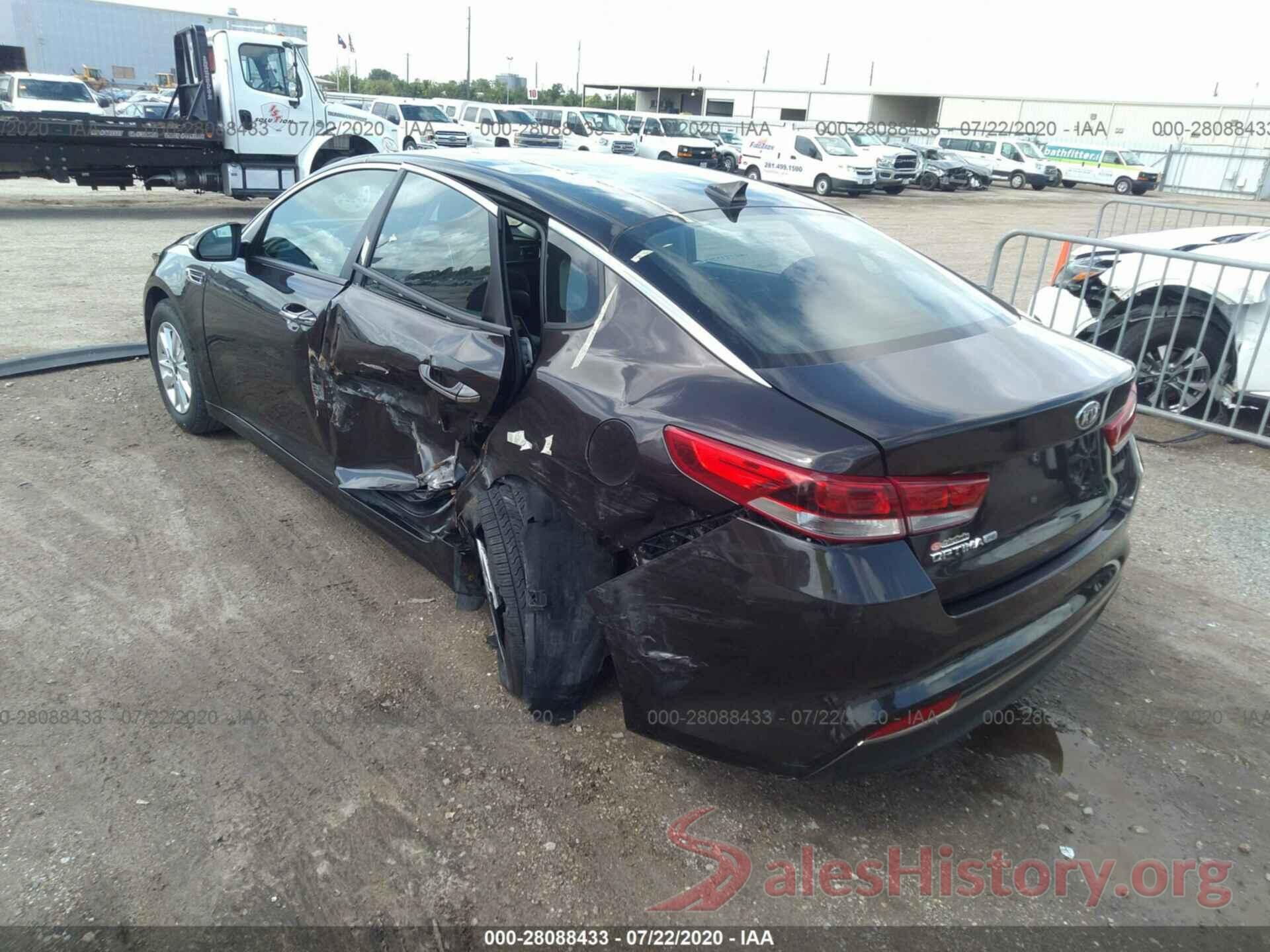 KNAGT4L37J5233720 2018 KIA Optima