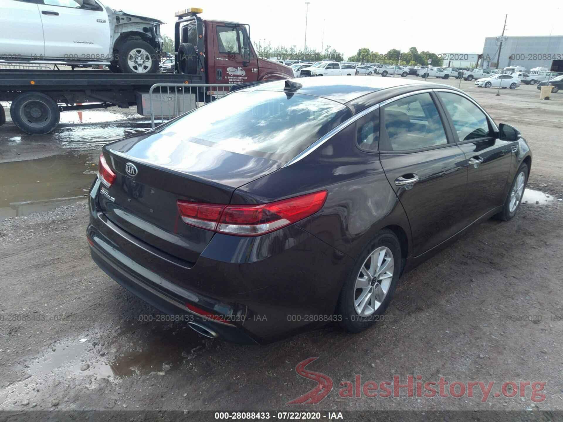 KNAGT4L37J5233720 2018 KIA Optima