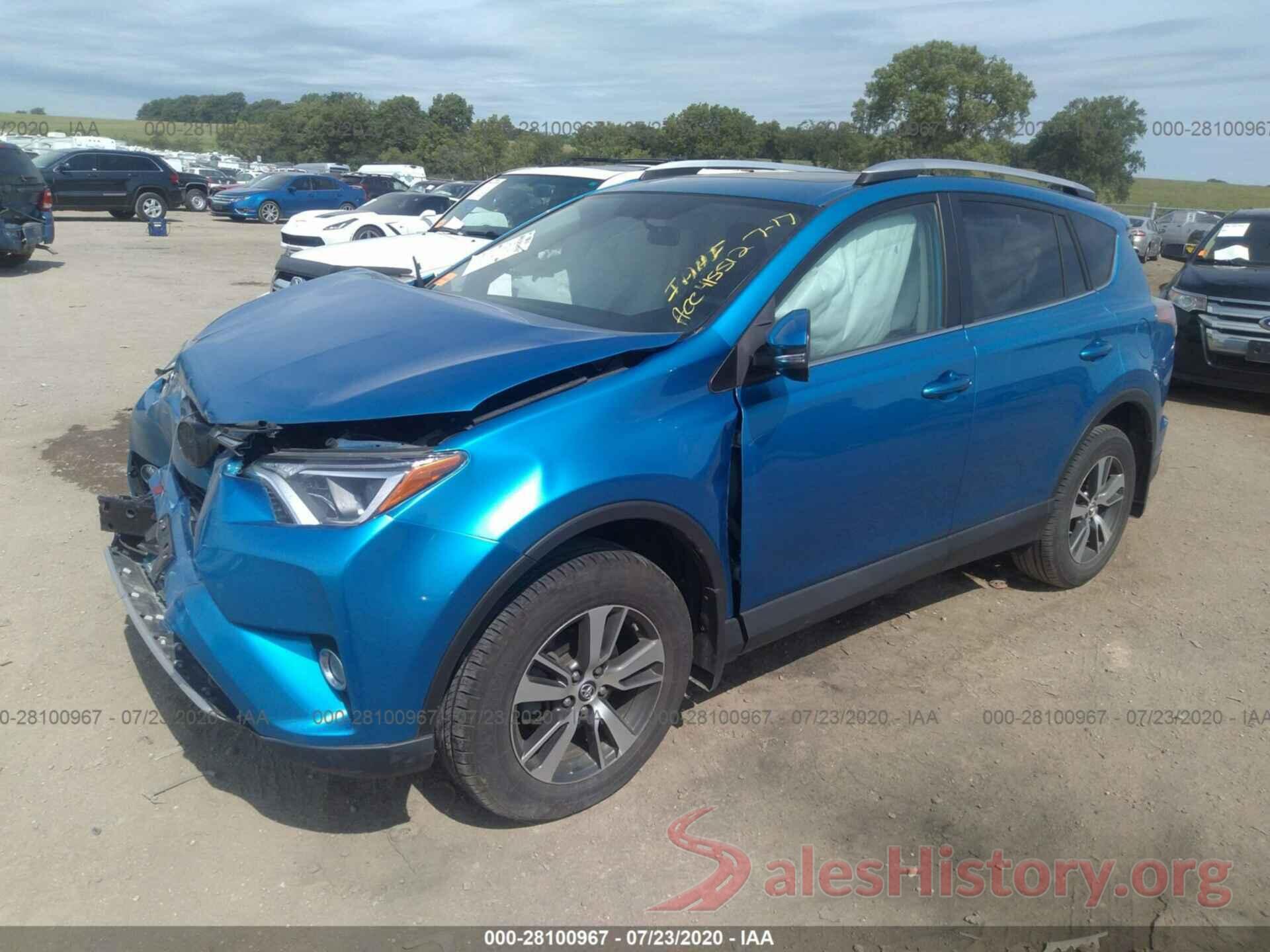 2T3RFREV1GW415512 2016 TOYOTA RAV4