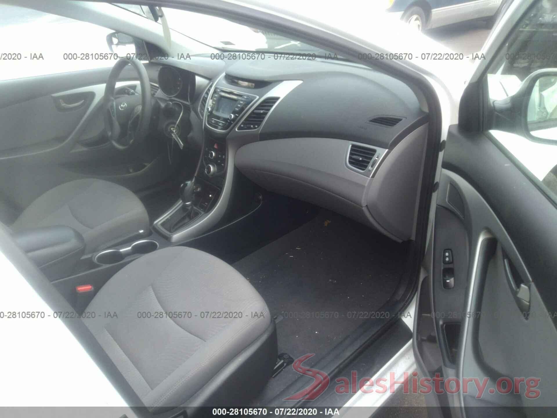 5NPDH4AE1GH680175 2016 Hyundai Elantra