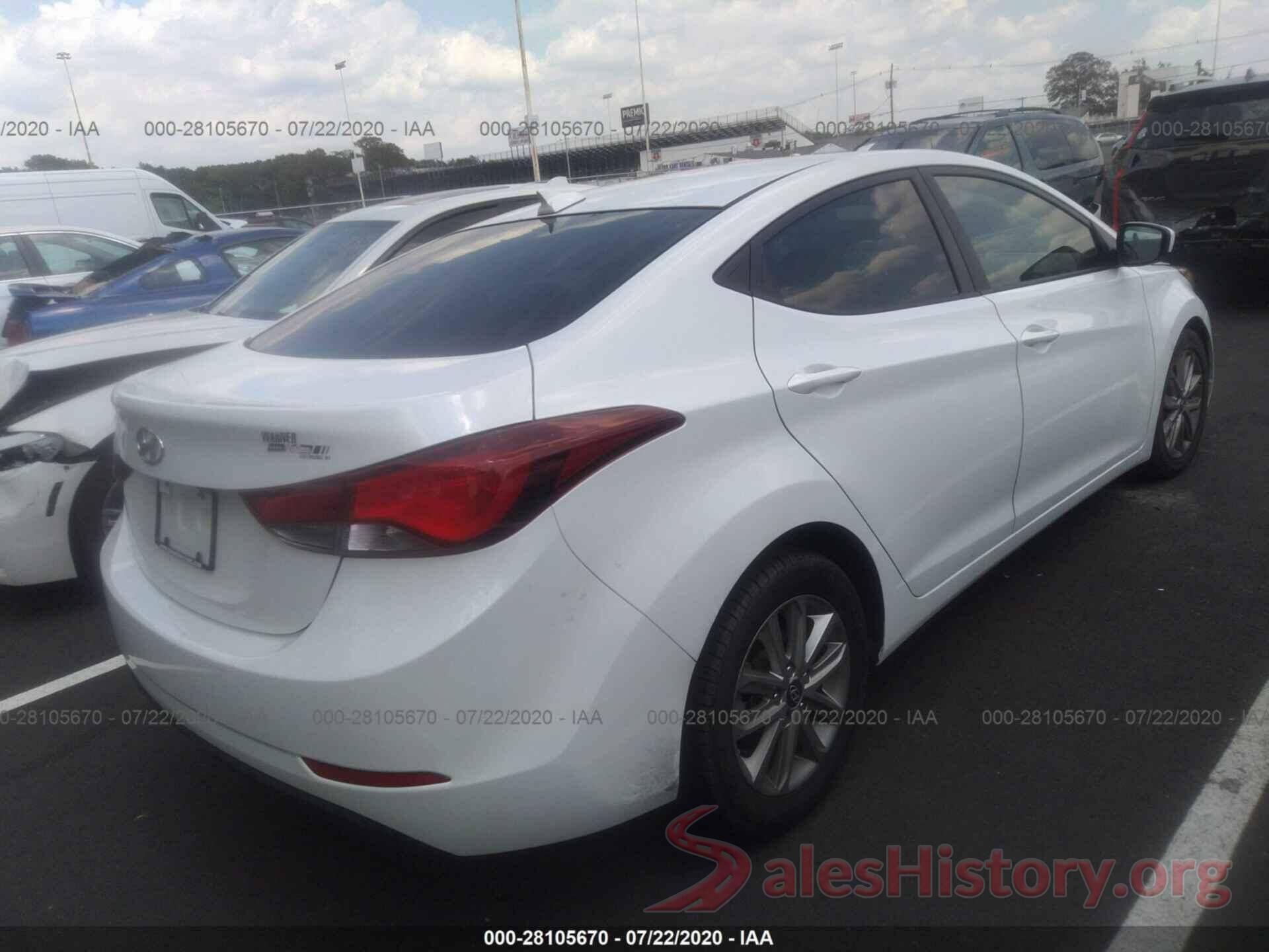 5NPDH4AE1GH680175 2016 Hyundai Elantra