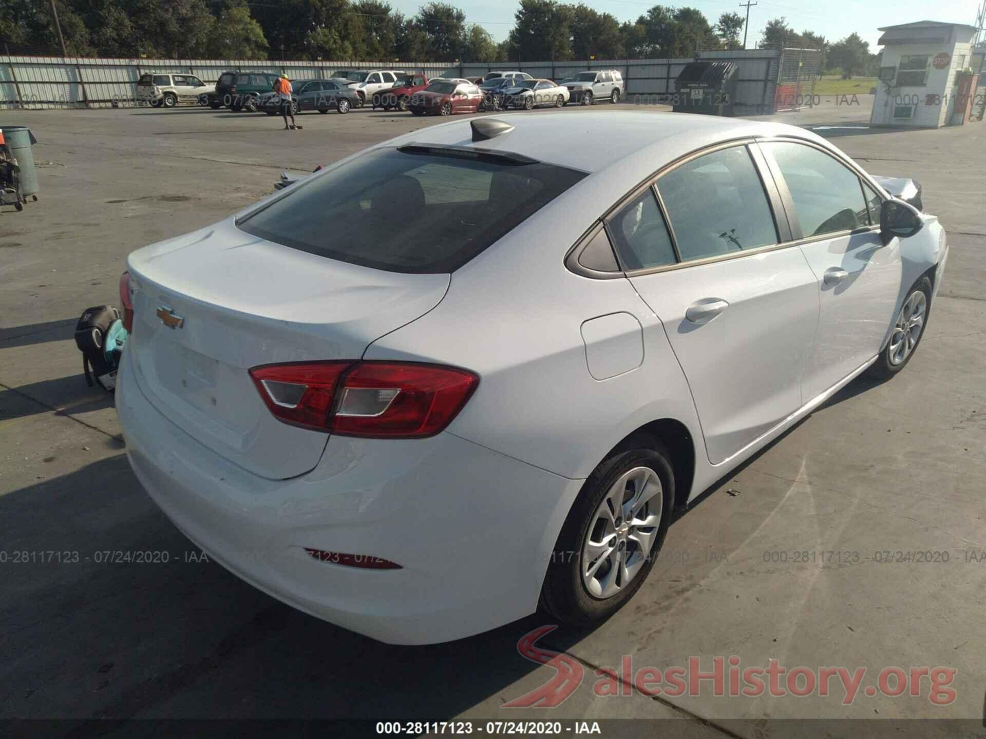 1G1BJ5SM6K7101713 2019 CHEVROLET CRUZE