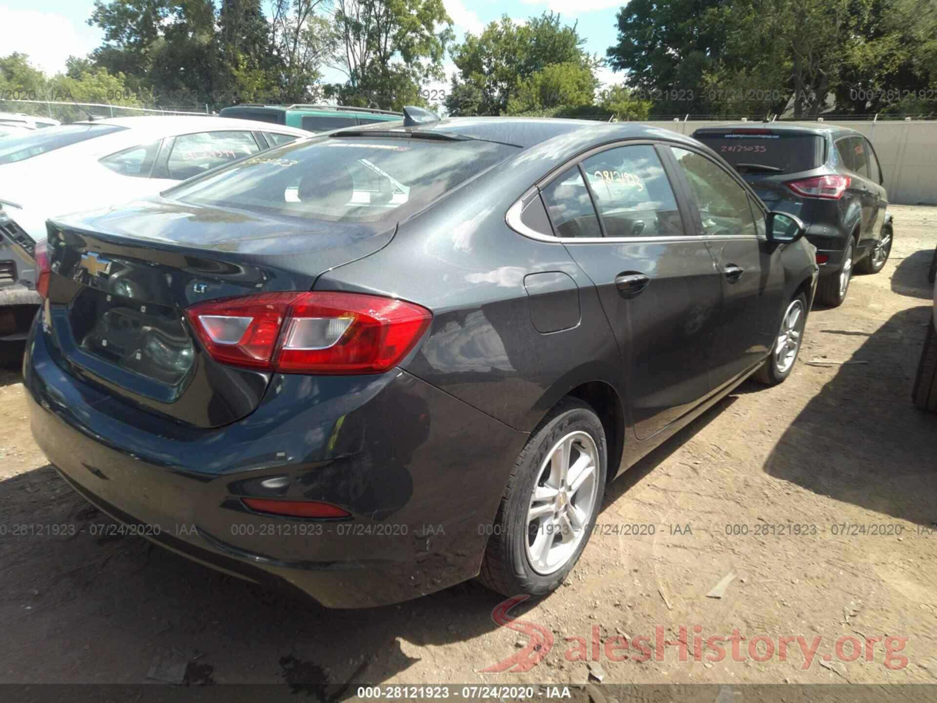 1G1BE5SM0J7192450 2018 Chevrolet Cruze