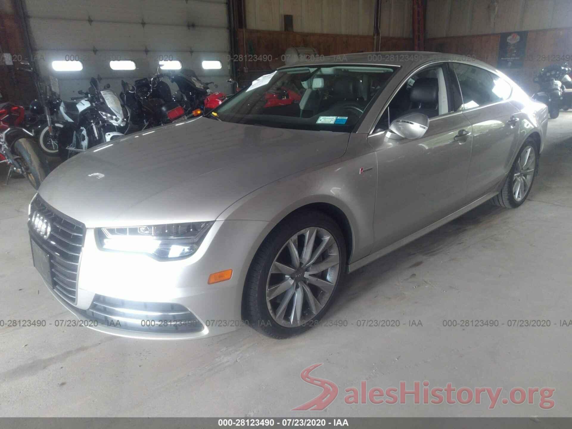 WAUWGAFC0GN015895 2016 AUDI A7