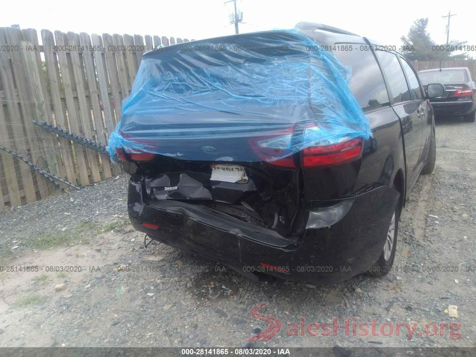 5TDYZ3DC3HS821875 2017 TOYOTA SIENNA