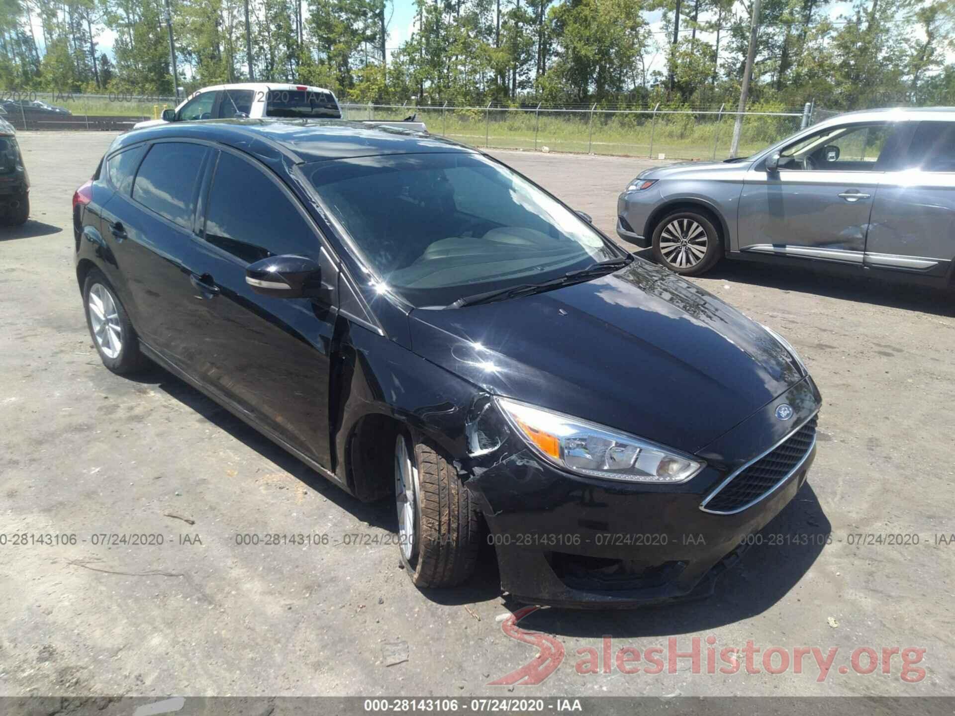 1FADP3K24HL215961 2017 FORD FOCUS