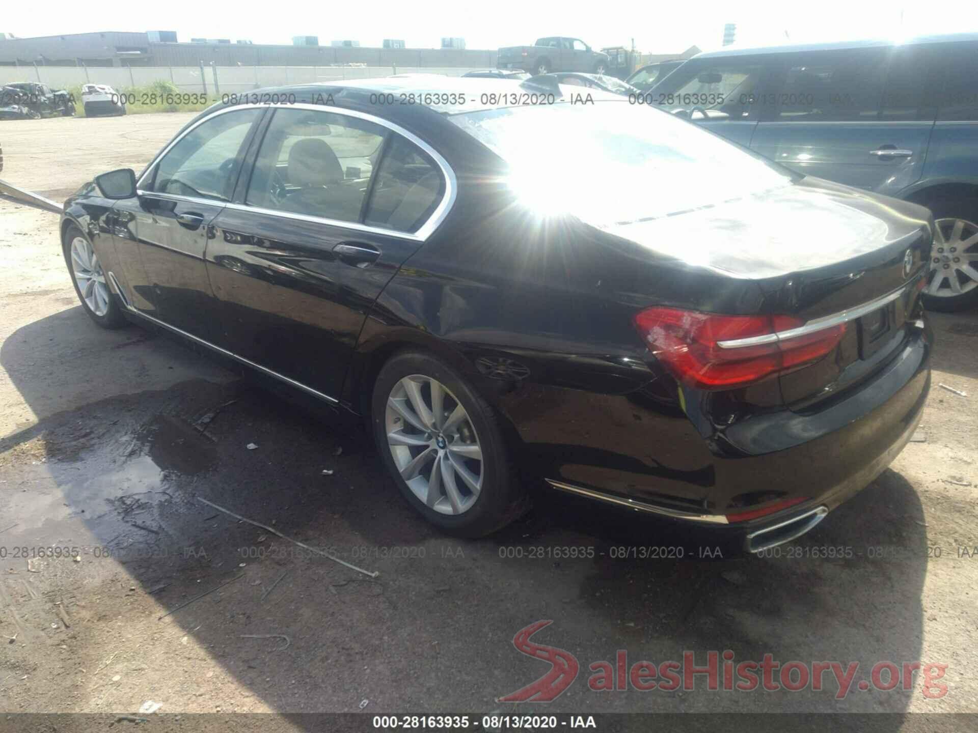 WBA7E2C57JG742467 2018 BMW 7 SERIES