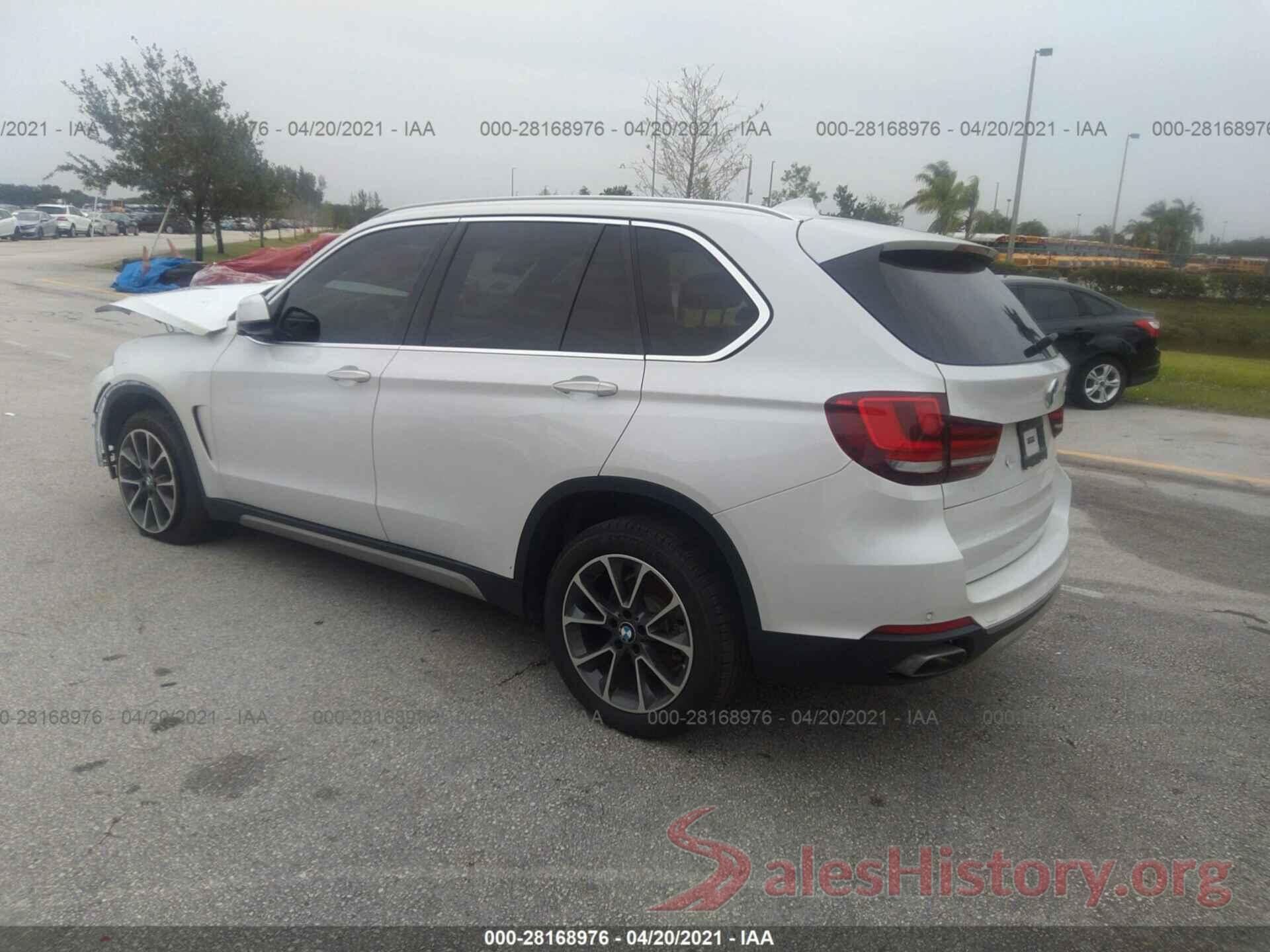 5UXKR2C51J0Z18633 2018 BMW X5