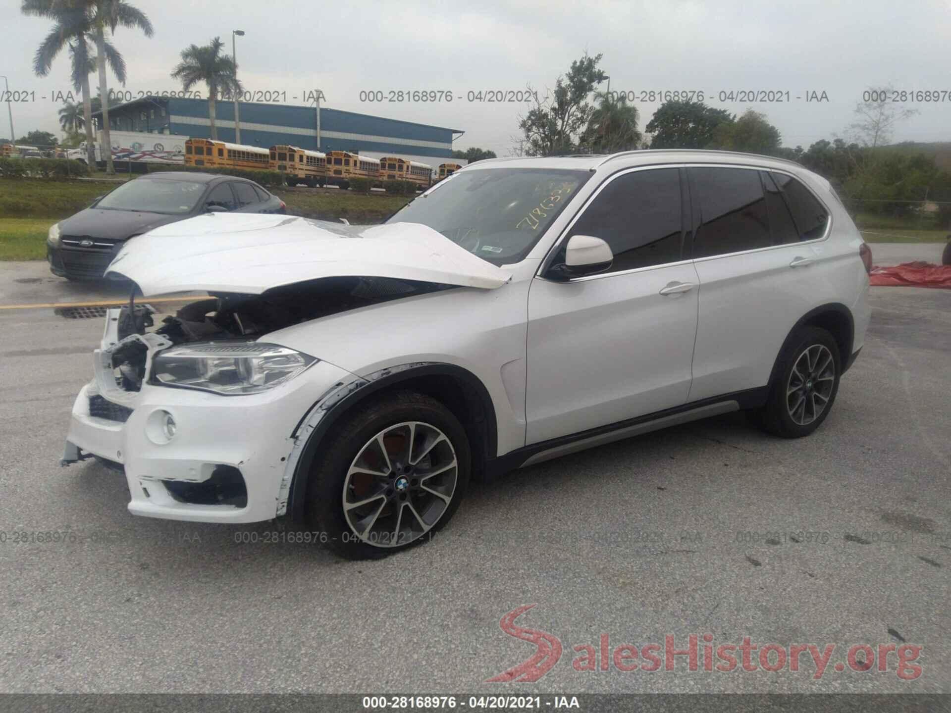 5UXKR2C51J0Z18633 2018 BMW X5