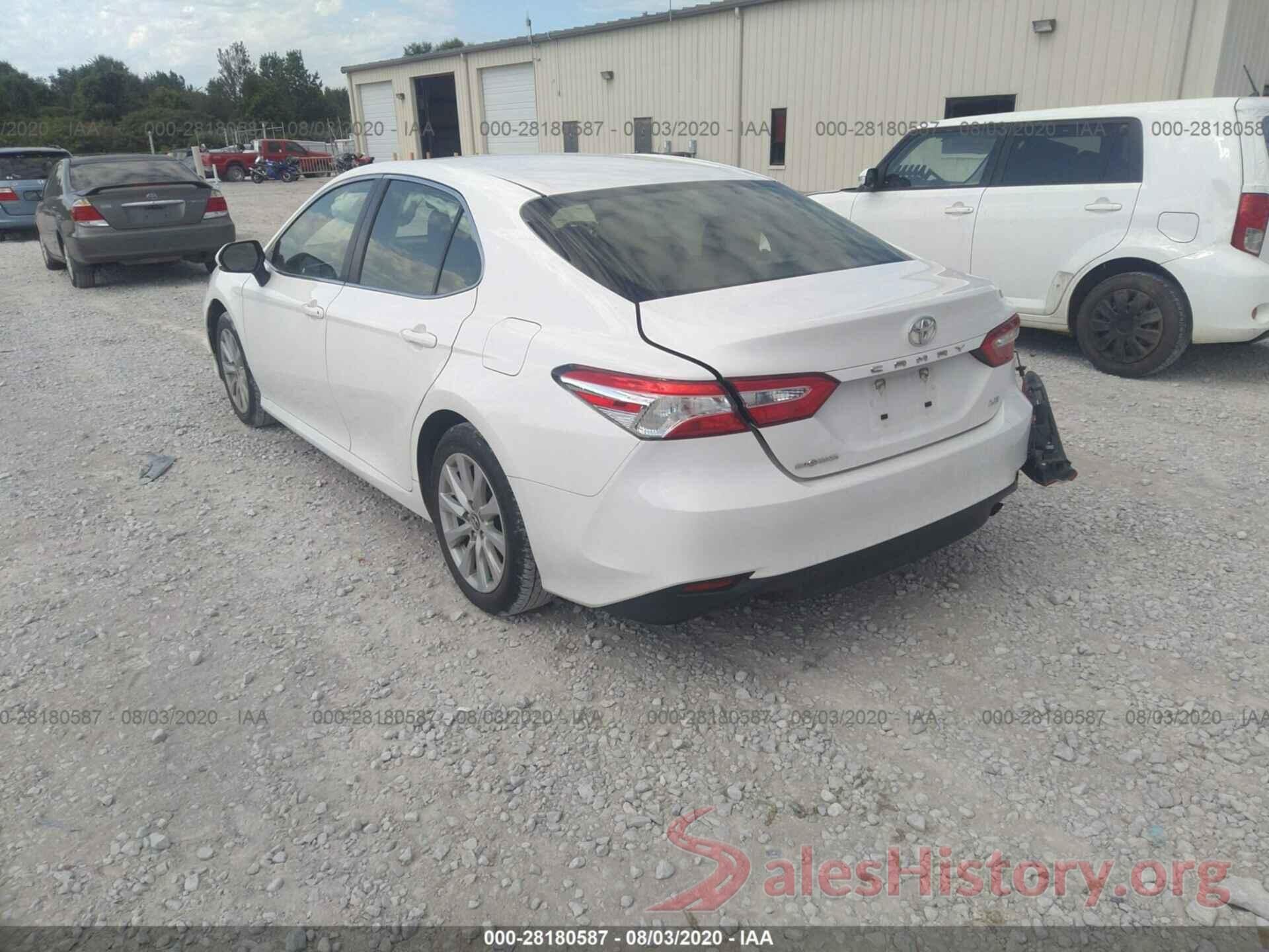 JTNB11HK8J3067779 2018 TOYOTA CAMRY