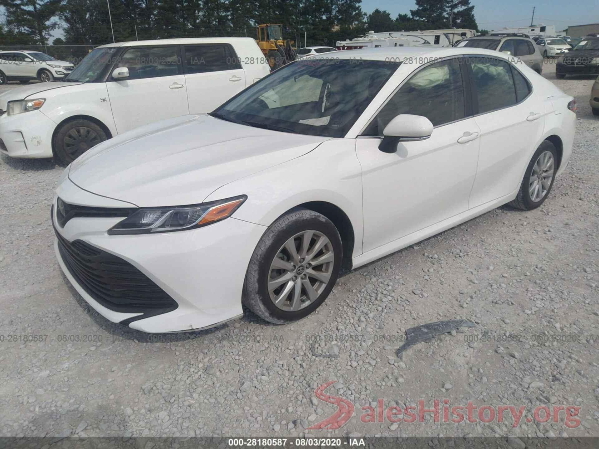 JTNB11HK8J3067779 2018 TOYOTA CAMRY