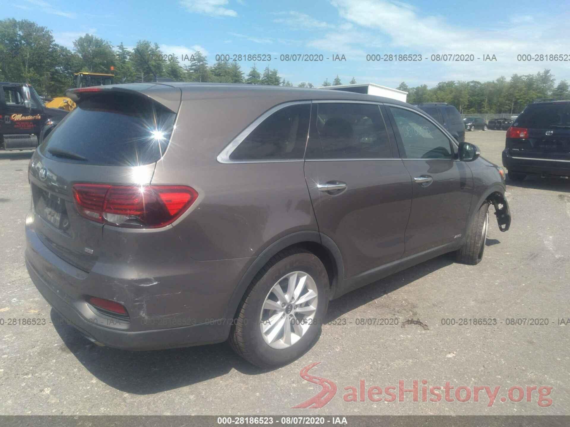 5XYPGDA39KG550482 2019 KIA SORENTO