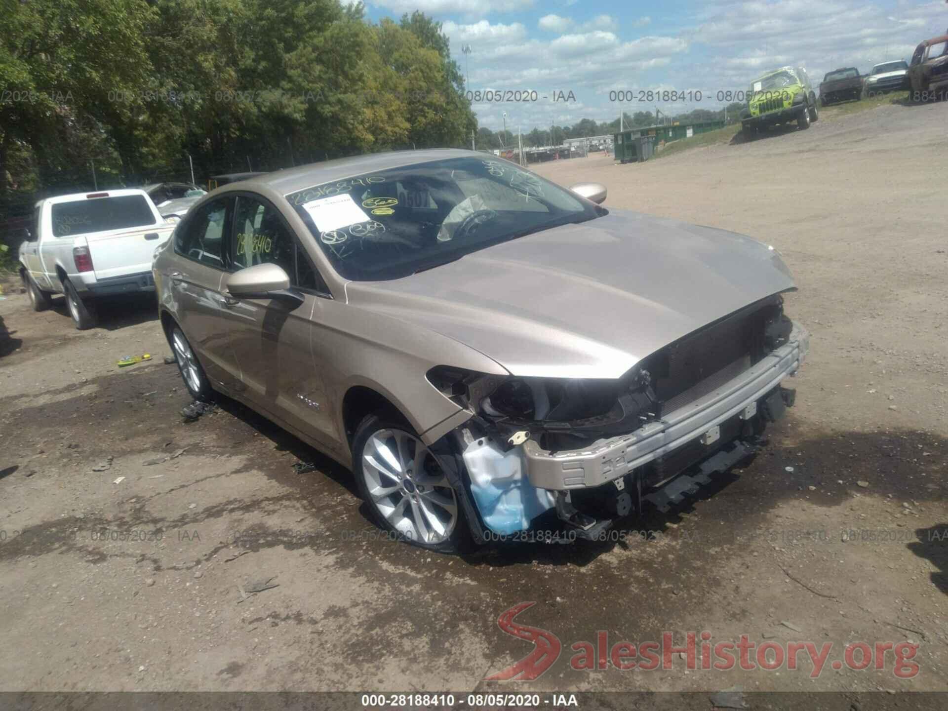 3FA6P0LU5KR119983 2019 FORD FUSION HYBRID