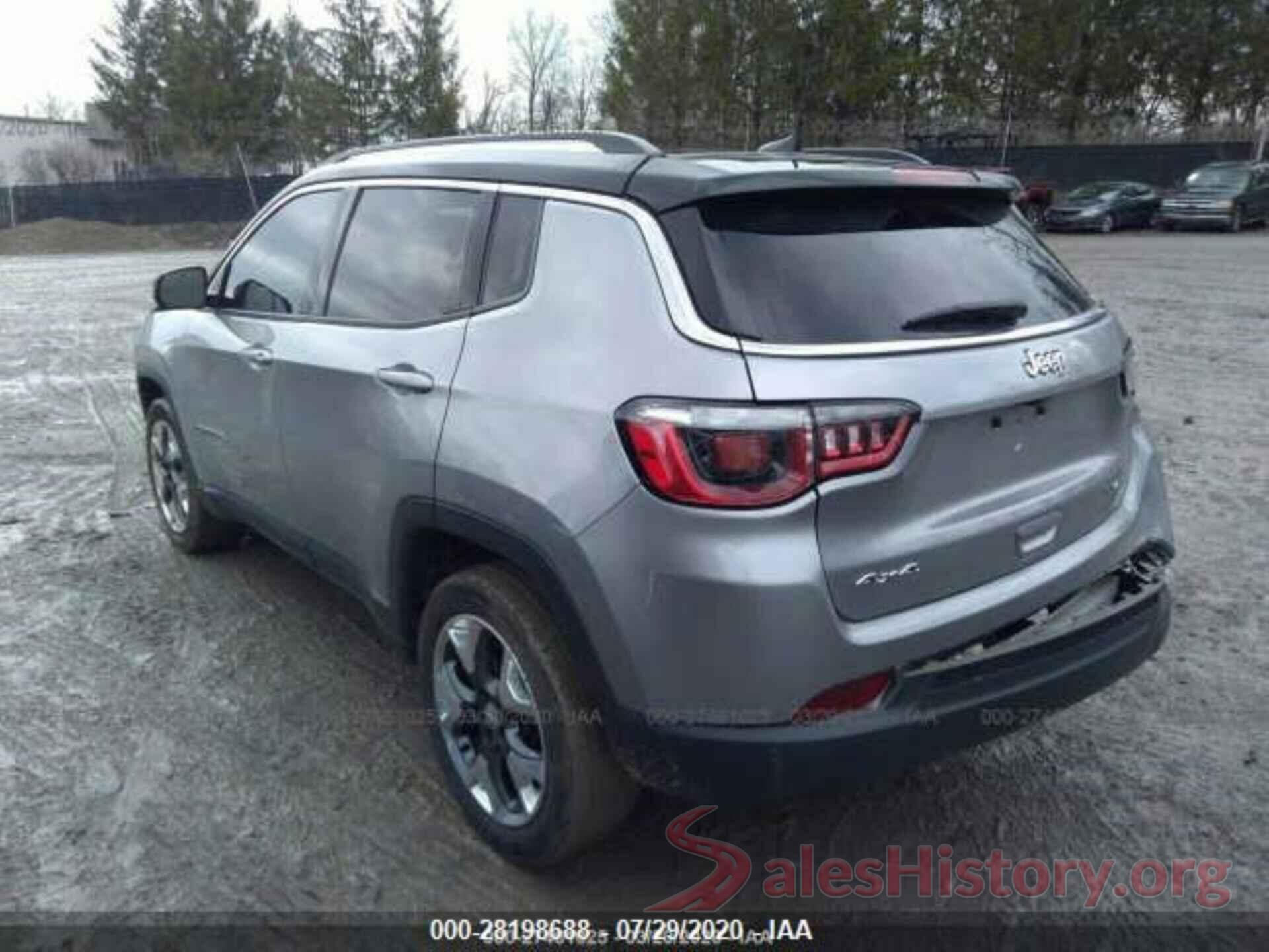 3C4NJDCB8JT328455 2018 JEEP COMPASS