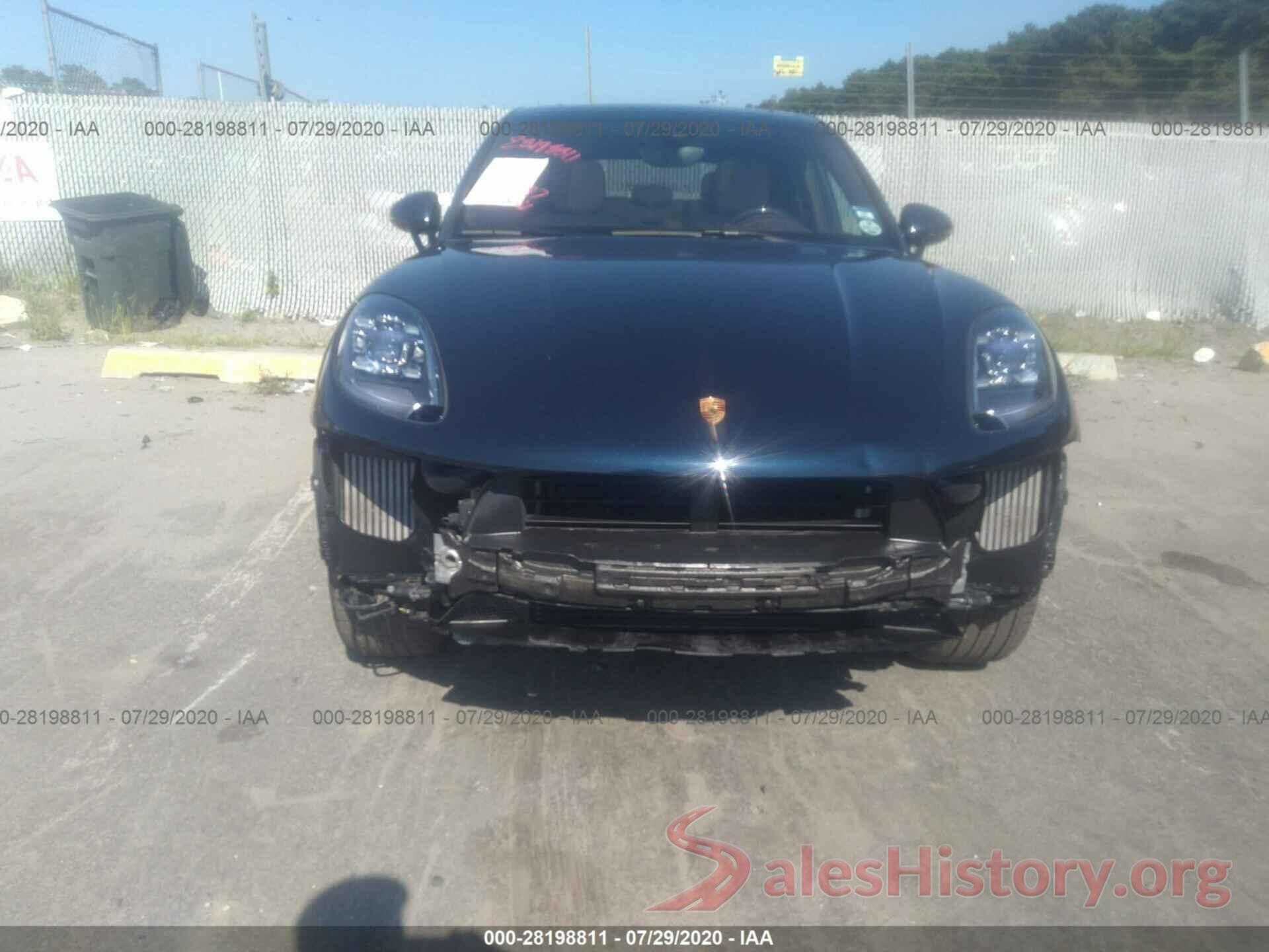 WP1AG2A55HLB54282 2017 PORSCHE MACAN