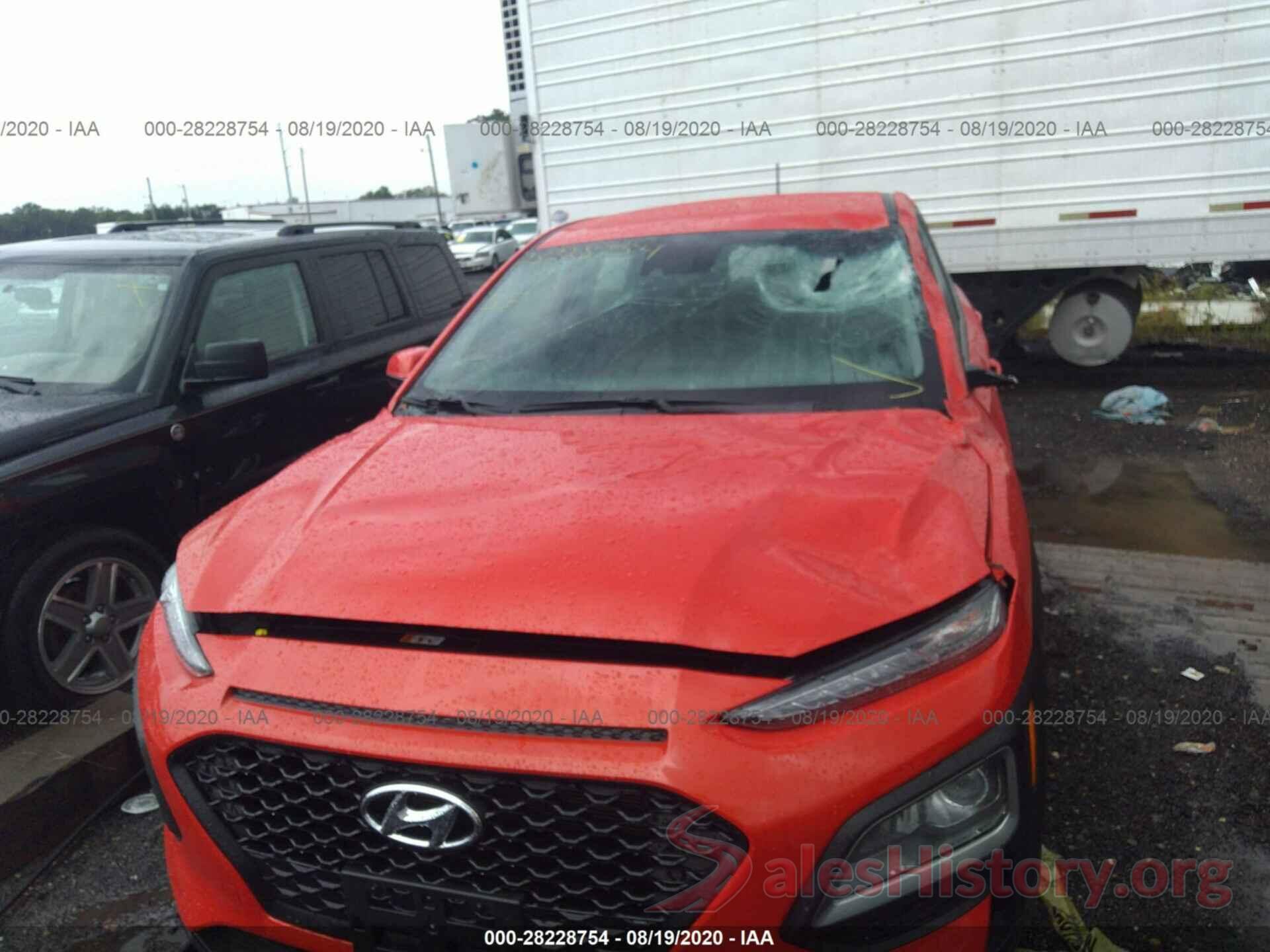 KM8K12AA0KU307555 2019 HYUNDAI KONA