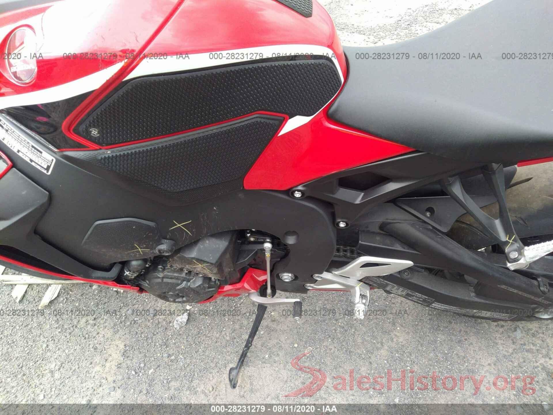 JH2SC7716JK100947 2018 HONDA CBR1000