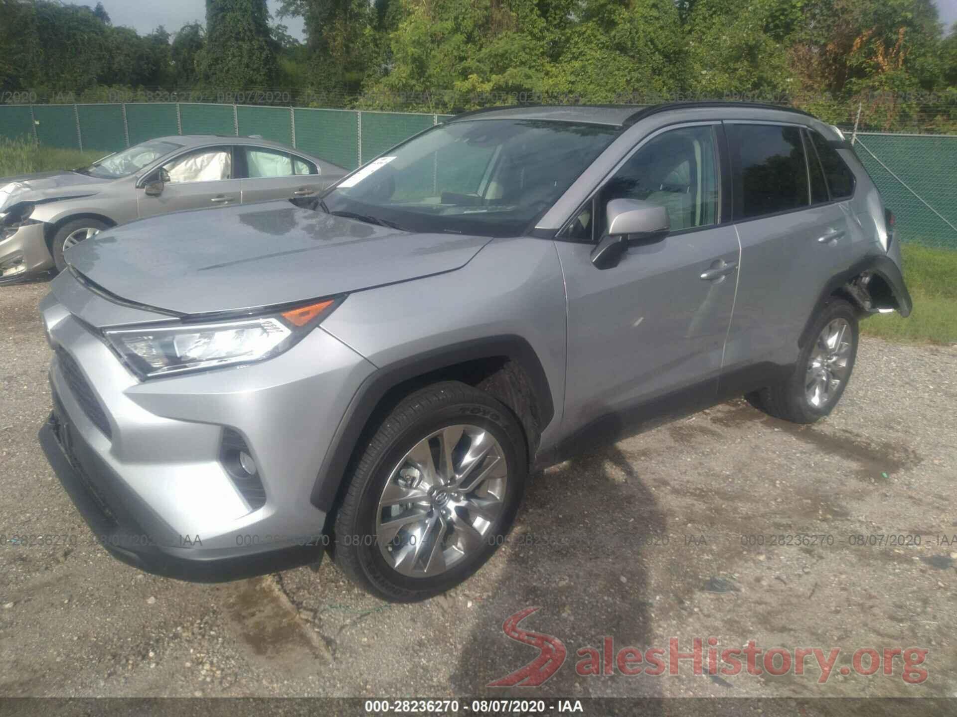 2T3A1RFVXKW081595 2019 TOYOTA RAV4