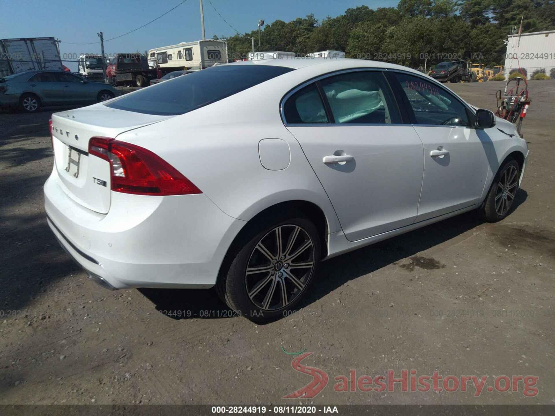 LYV402TKXJB168016 2018 VOLVO S60