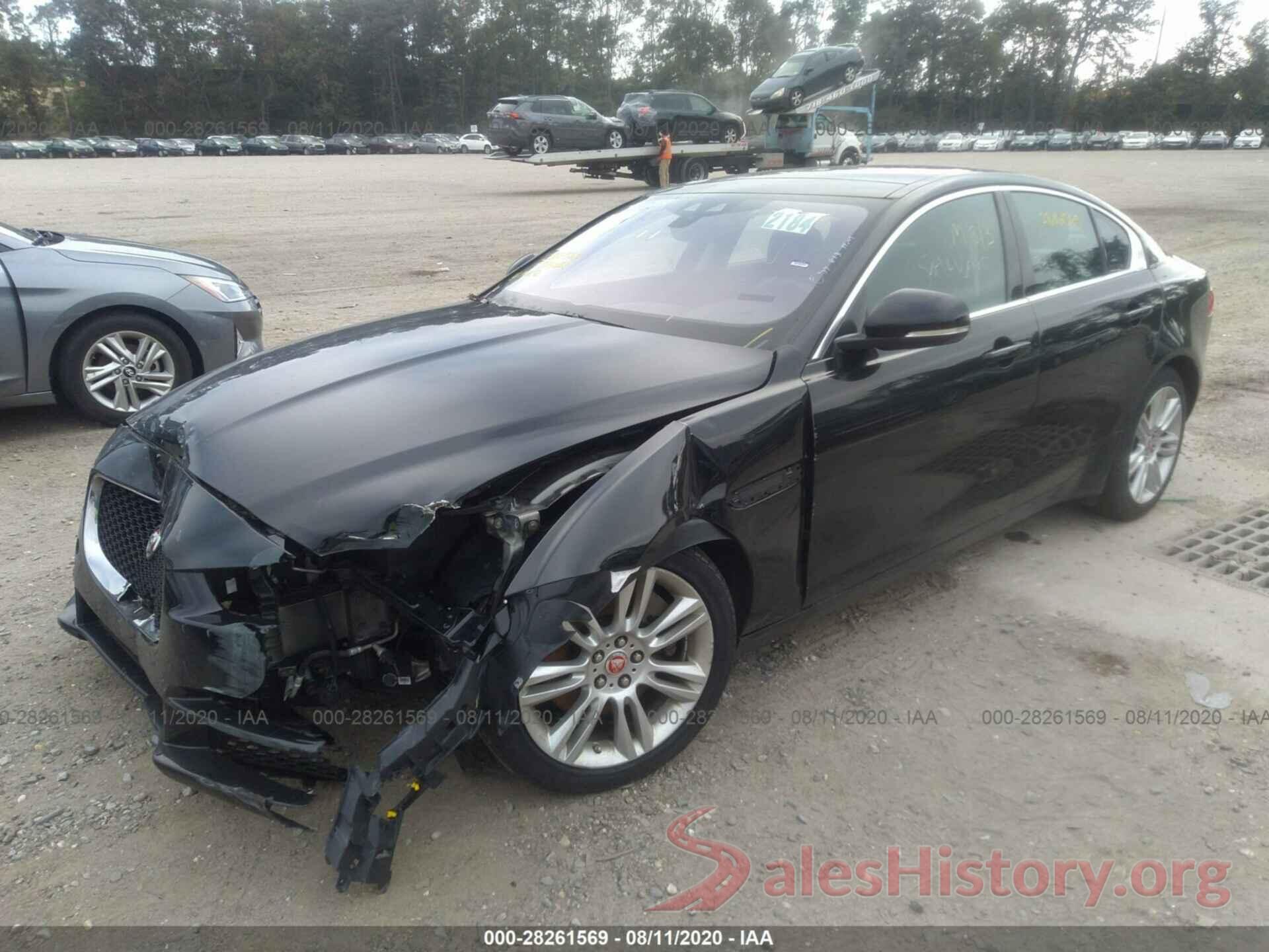 SAJAR4FXXKCP52670 2019 JAGUAR XE