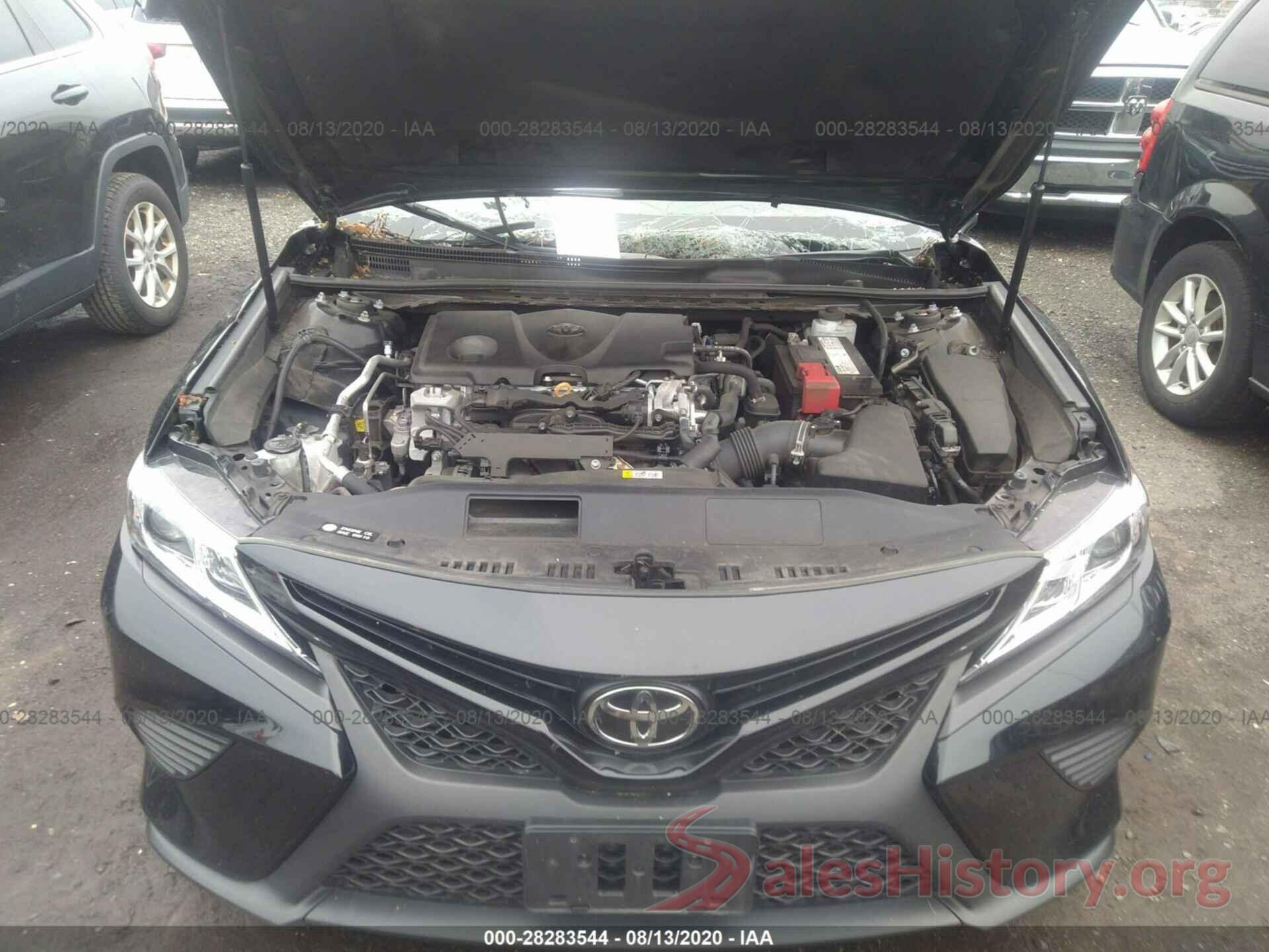 4T1B11HK5KU718068 2019 TOYOTA CAMRY