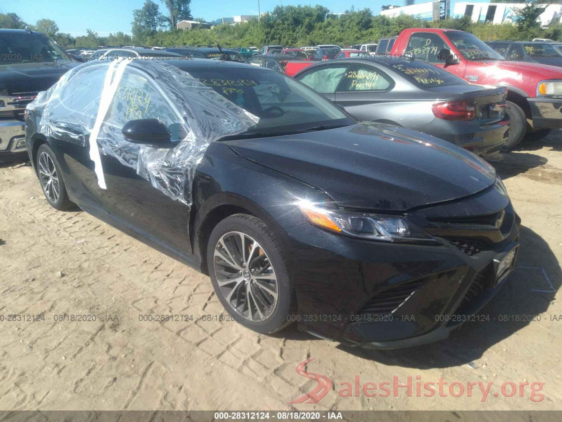 4T1B11HK2KU781211 2019 TOYOTA CAMRY