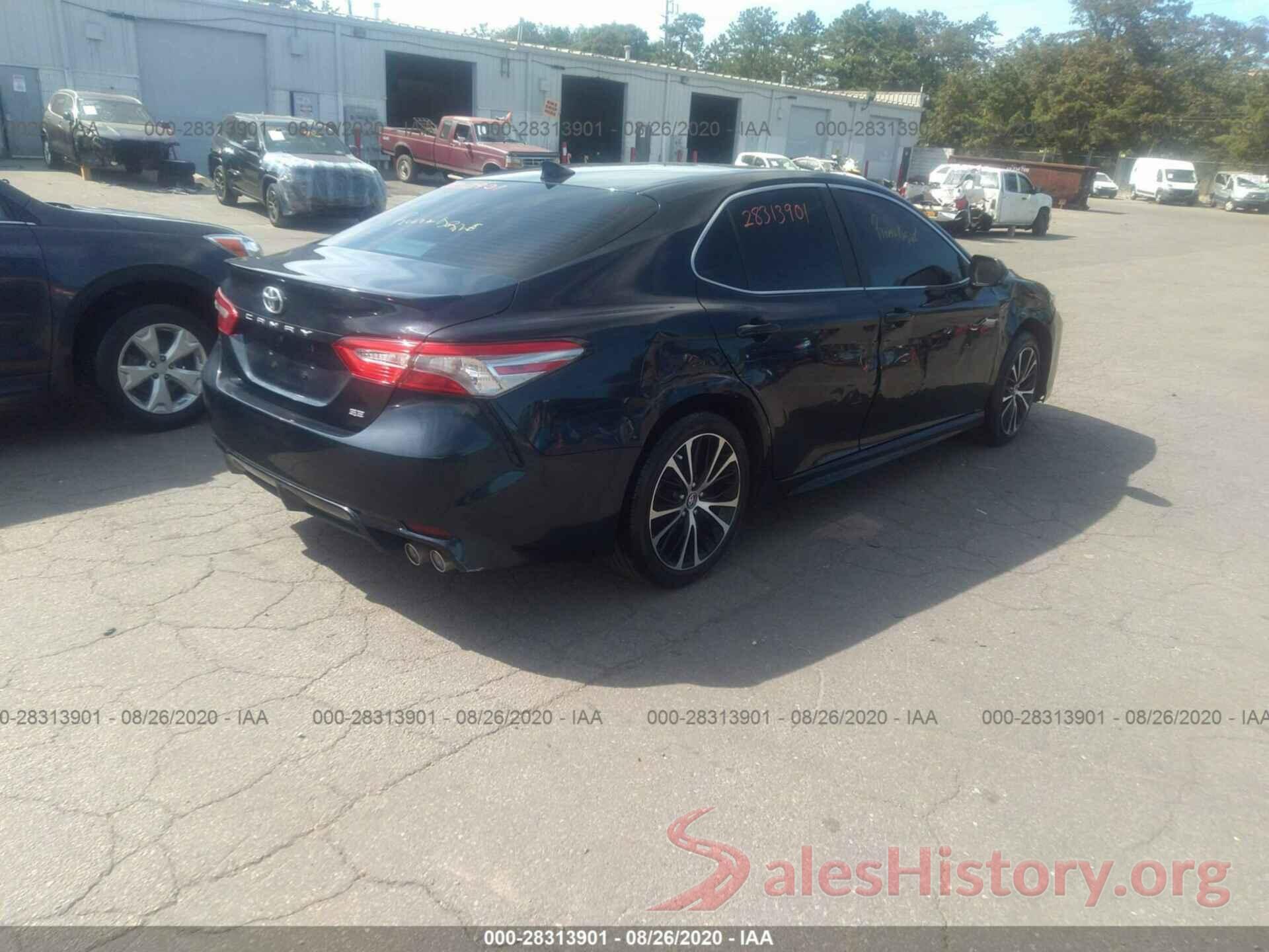 4T1B11HK7KU717696 2019 TOYOTA CAMRY