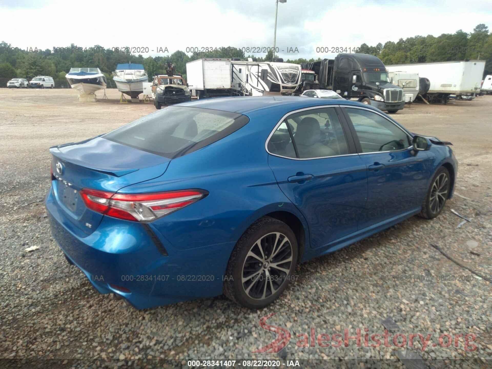 4T1B11HK4JU024762 2018 TOYOTA CAMRY